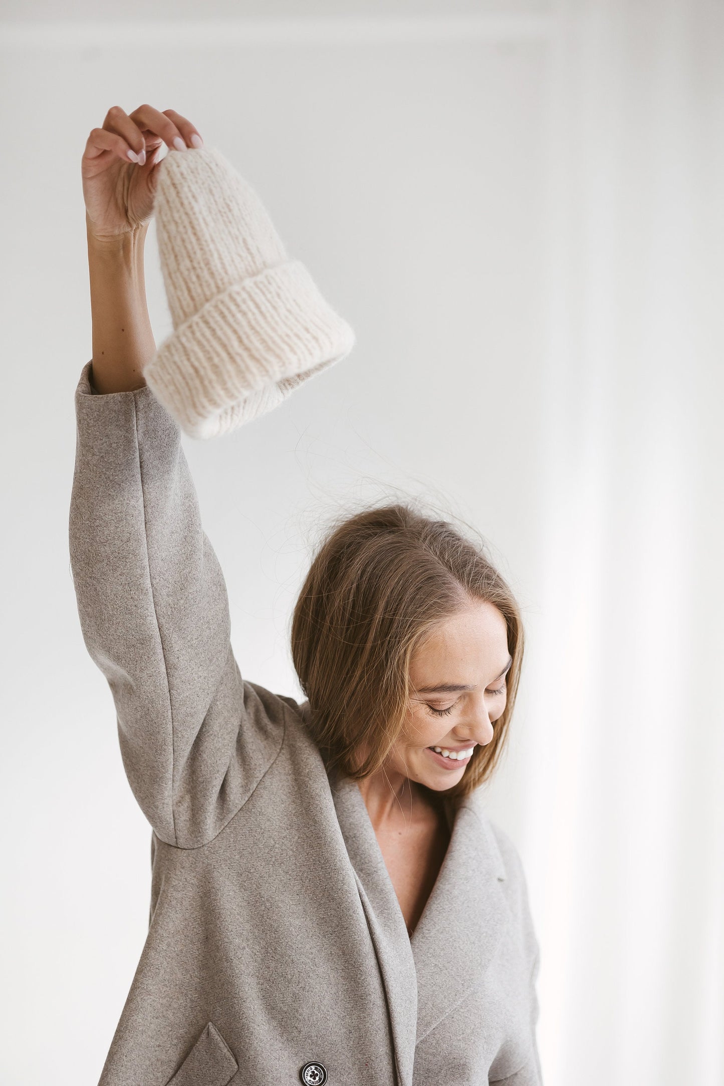 Black cable knit alpaca hat, woman knitted hat, winter wool beanie, boho fuzzy hat, hand knit ribbed beanie, gift for women, Christmas gift