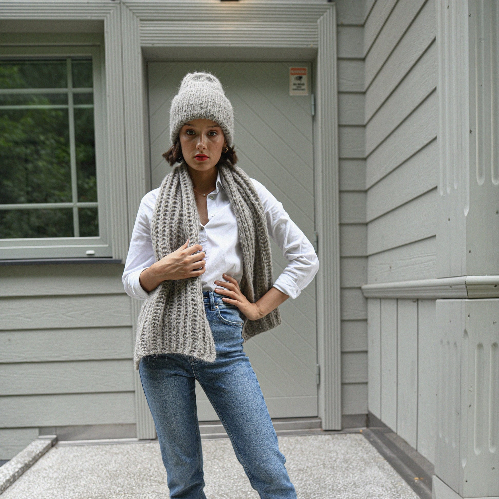 Light gray alpaca scarf and hat set, grey cable knit winter scarf and cap set, chunky knitted blanket scarf and beanie set. Gift for women