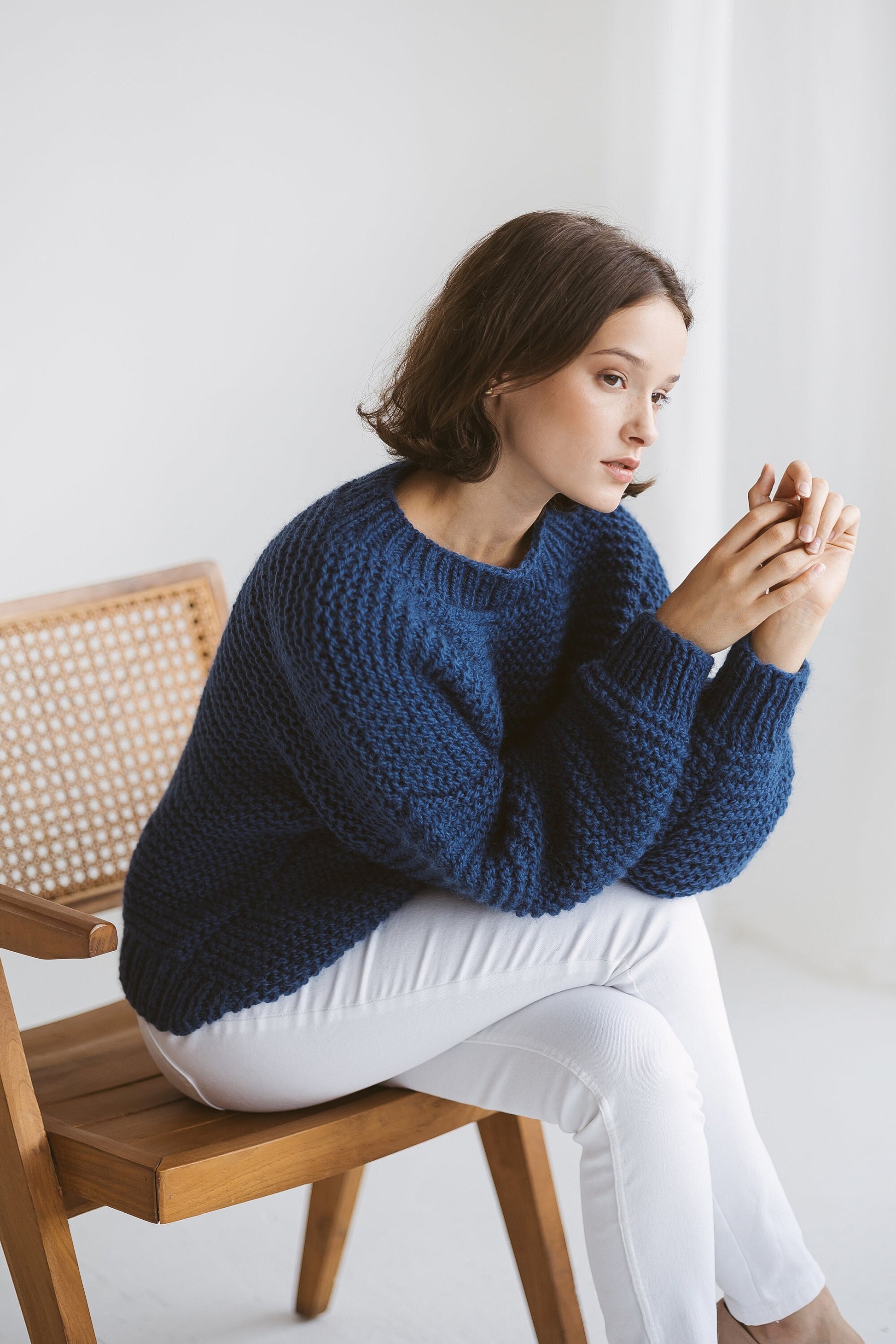 Blue Oversize Alpaca Sweater, Chunky Royal Blue Wool Sweater, Crew Neck Pullover, Cable Knit Women Pullover, Oversized Jumper