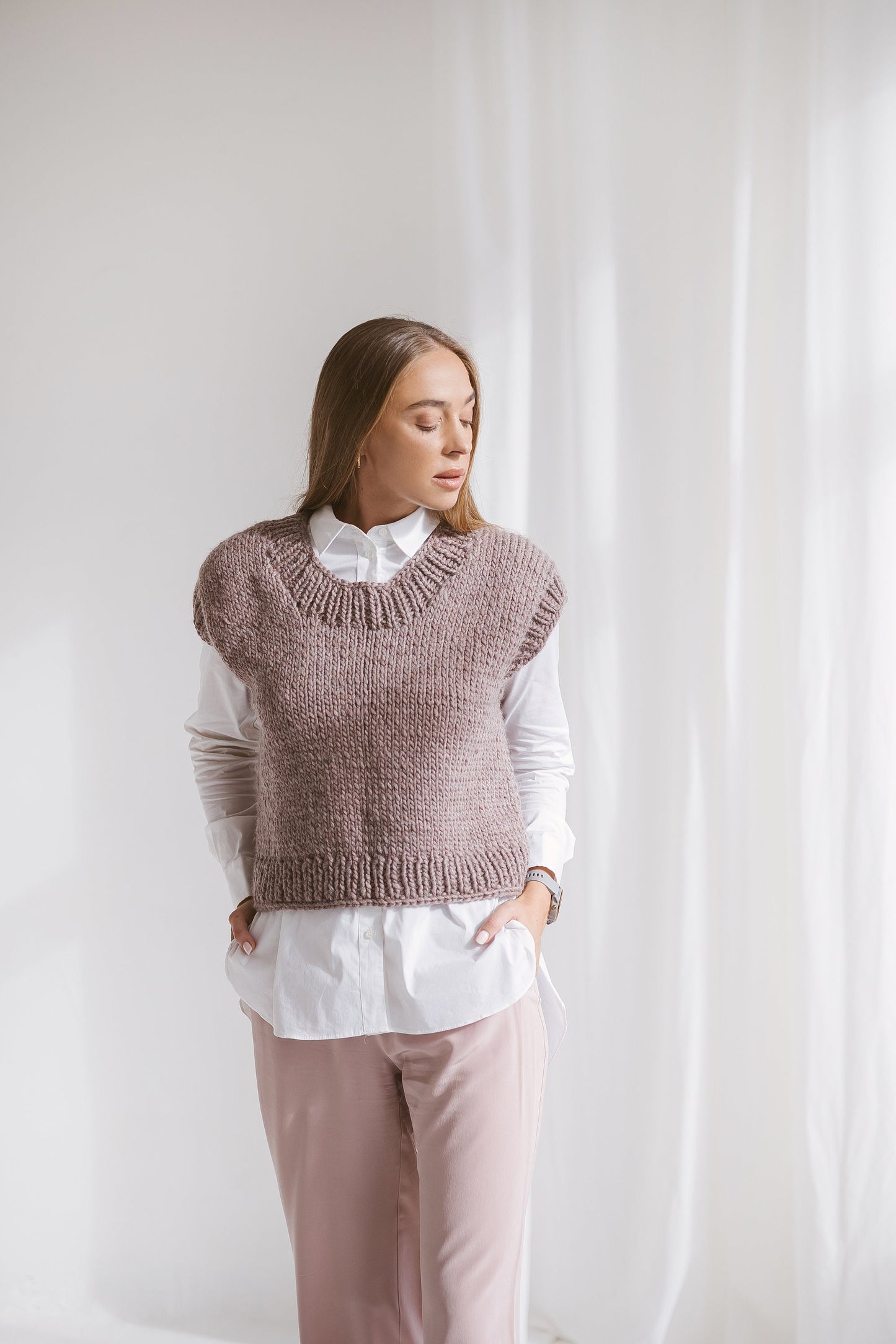 Beige Knitted Sweater Vest, Nougat Cable Knit Wool Top, Chunky Knit Gilet For Women, Ladies Relax Crew Neck Top, Weste Damen, Strickweste