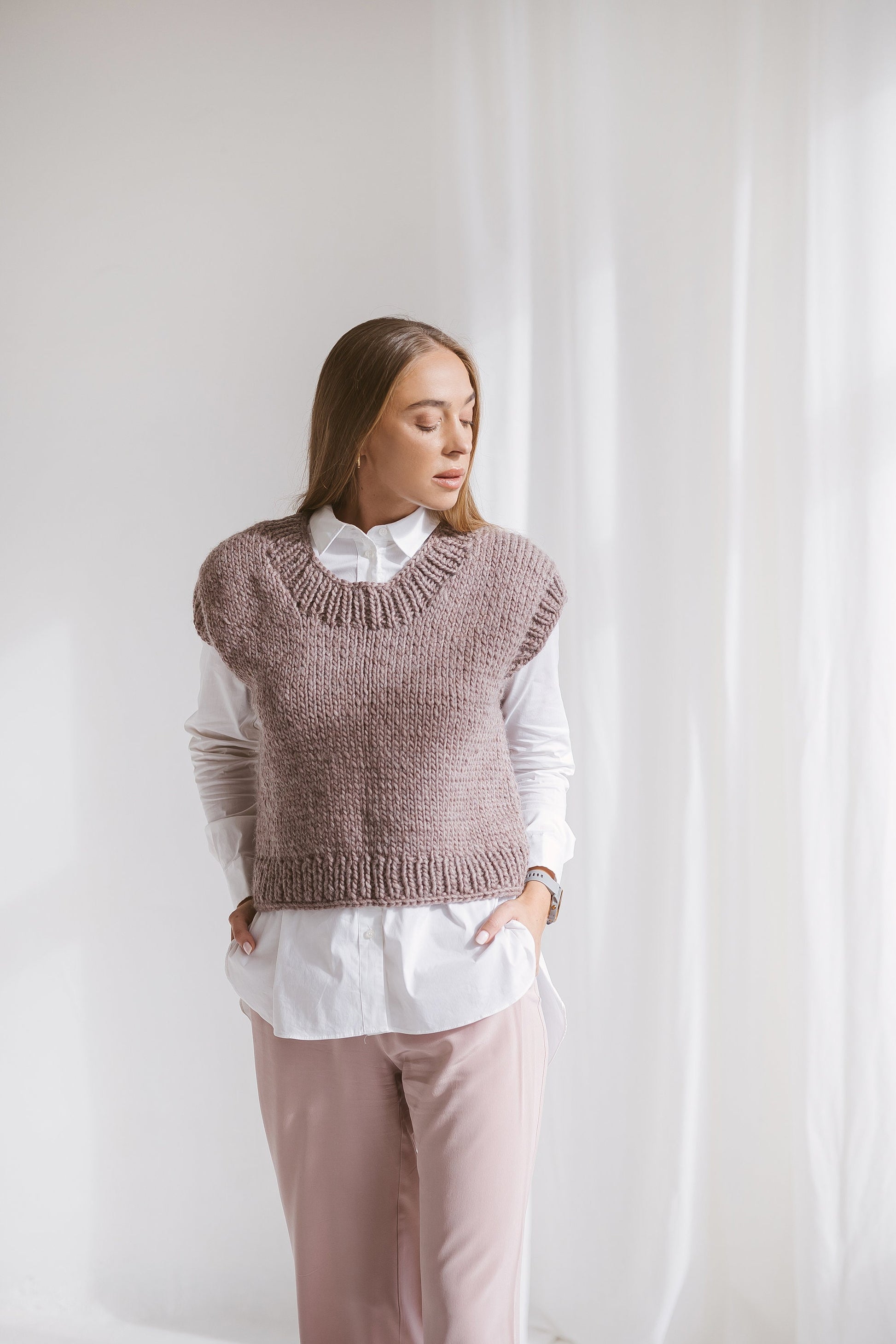 Beige Knitted Sweater Vest, Nougat Cable Knit Wool Top, Chunky Knit Gilet For Women, Ladies Relax Crew Neck Top, Weste Damen, Strickweste