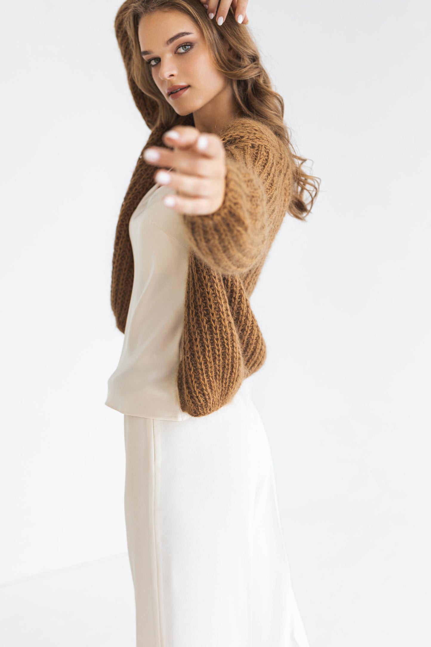 Camel mohair cardigan, brown chunky knit alpaca wool blend sweater, oversized fuzzy taupe cardigan, fluffy thick knitted caramel cardigan