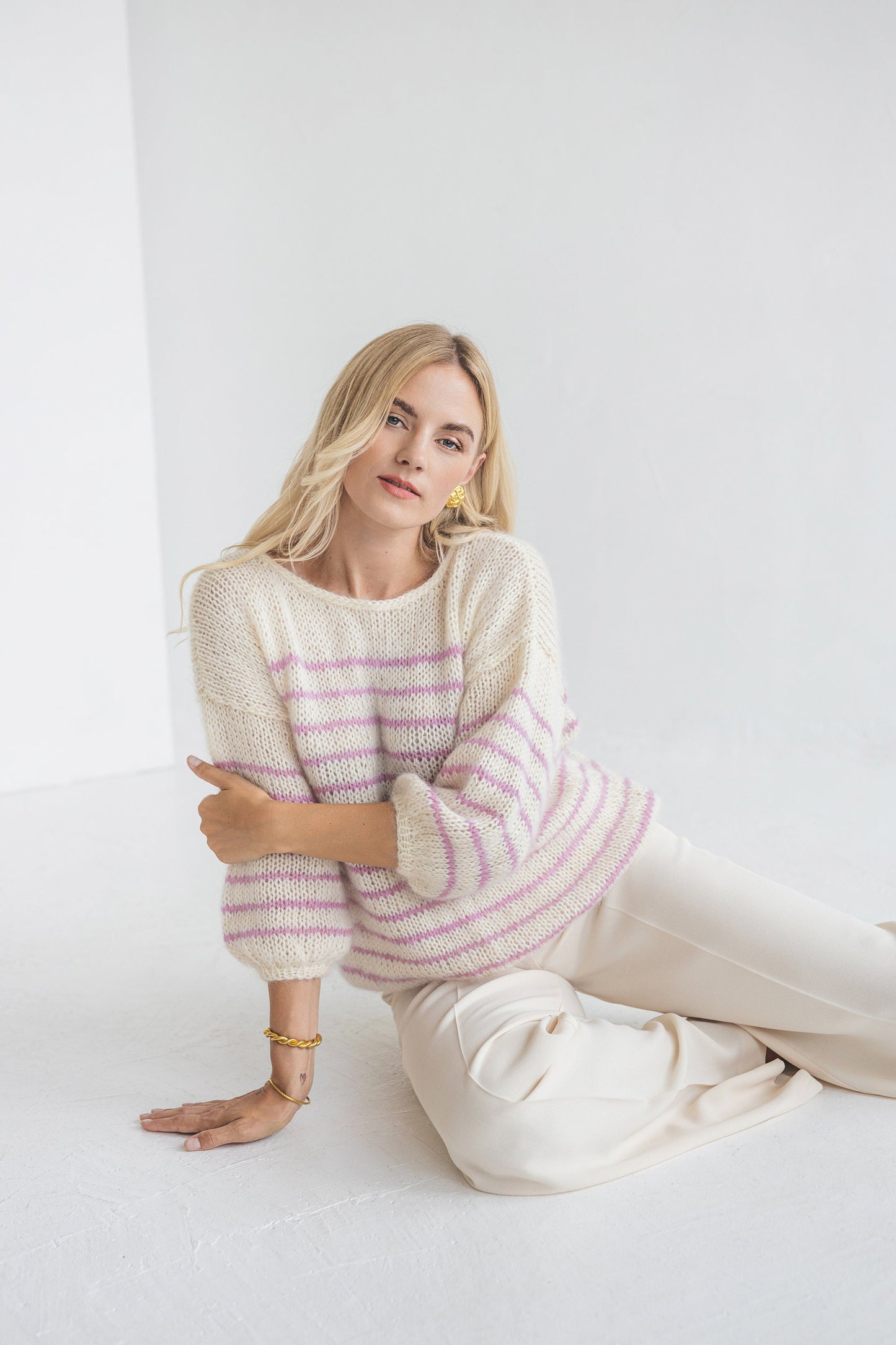 White and pink striped jumper