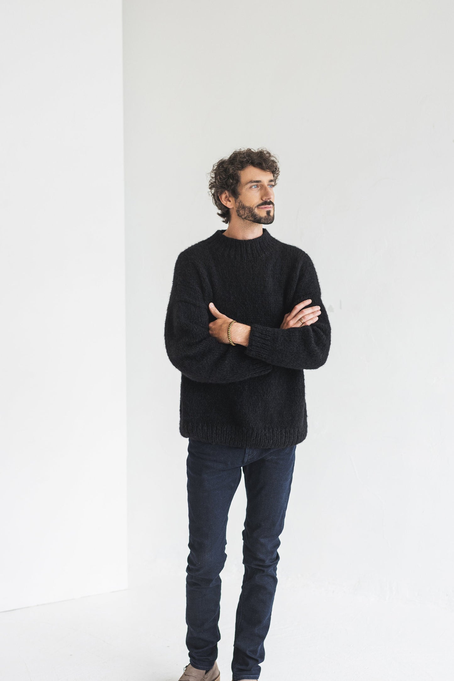 Men&#39;s knitted black alpaca wool sweater, camel cable knit jumper for man, minimalist men pullover, gift for him, hand made thick winter pull