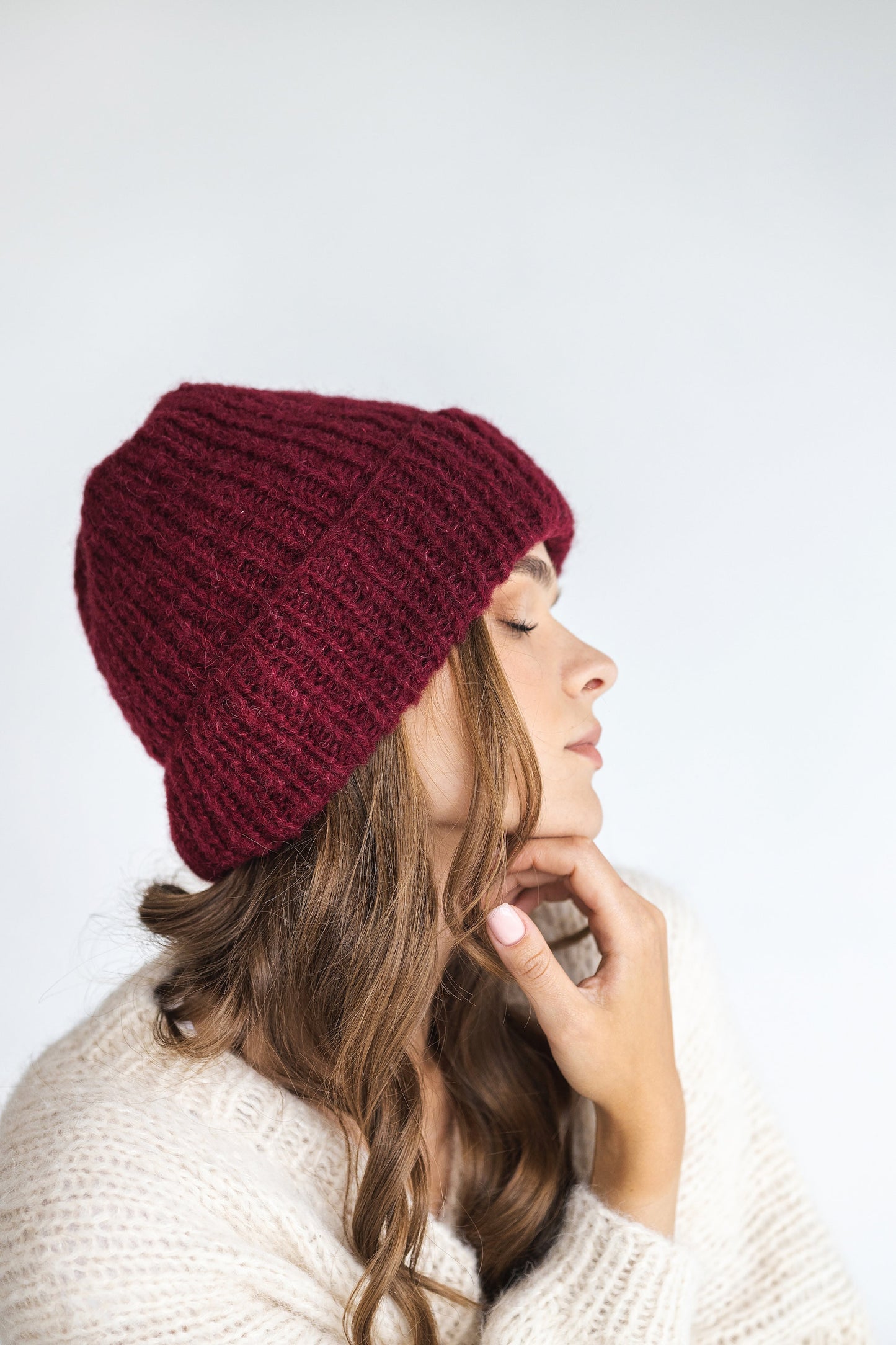 Bordeaux ribbed alpaca beanie, burgundy wine color women knitted hat, maroon winter cable knit wool beanie, fisherman unisex skull cap, gift