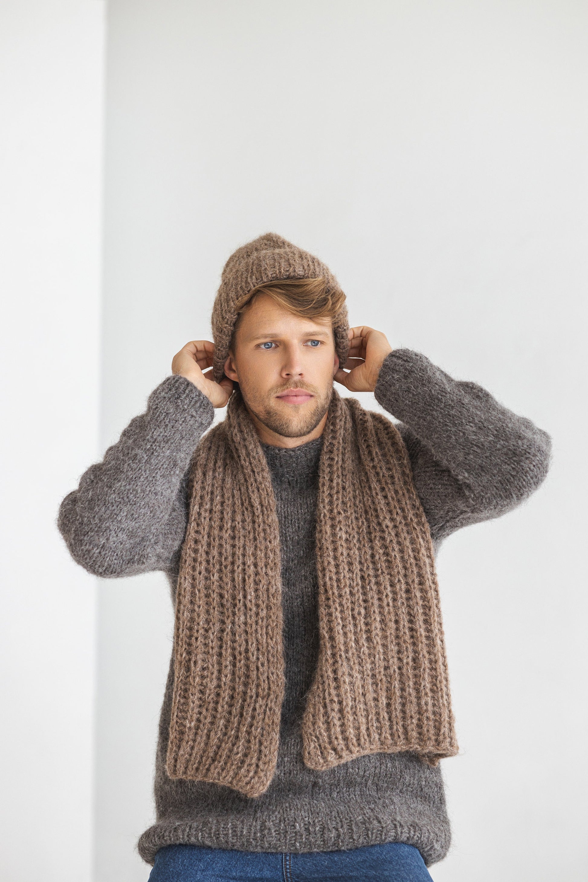 Brown chunky knitted mens scarf and hat set, camel beige cable knit alpaca wool beanie and neck warmer, hand made gift for man, ribbed cap