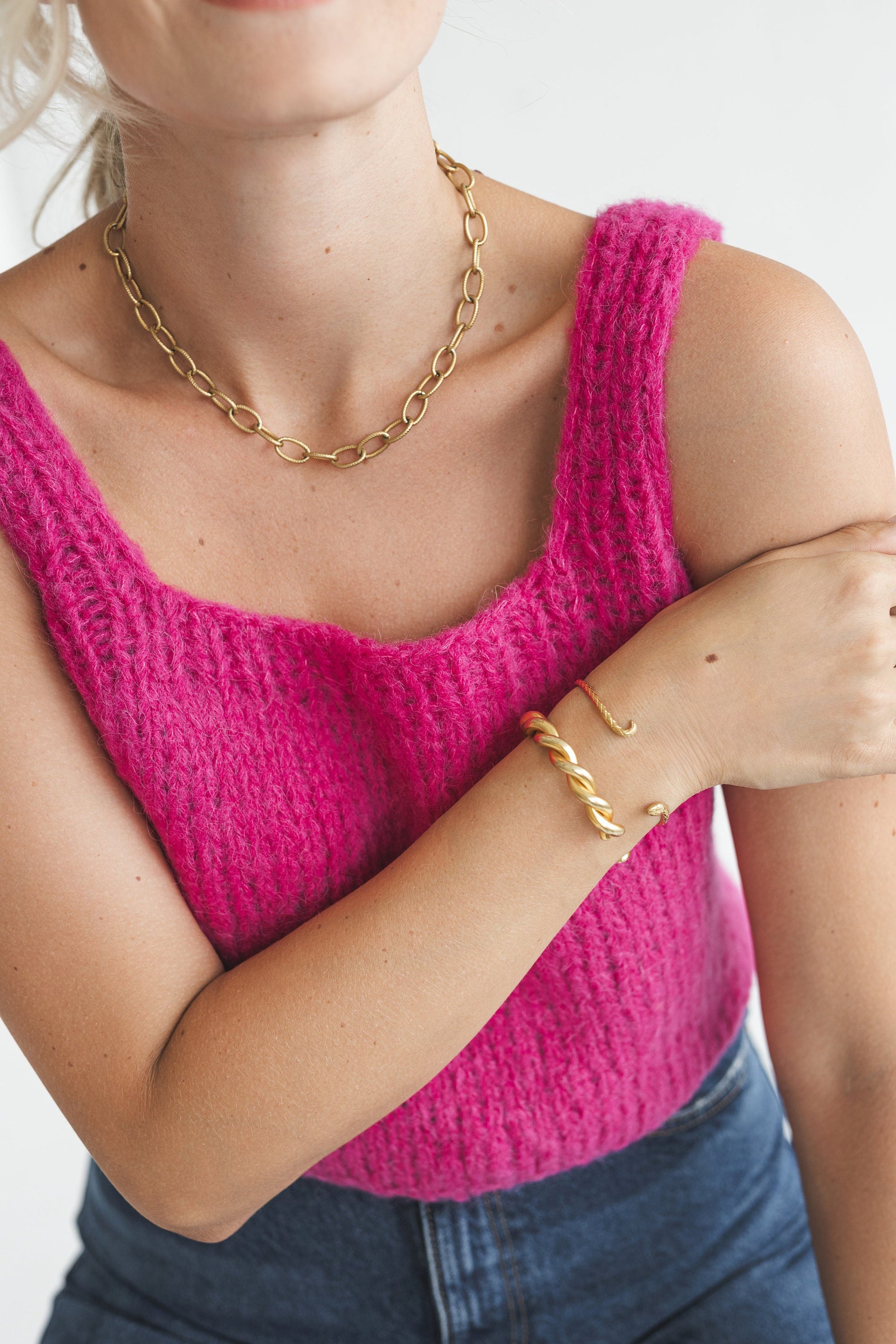 Cerise pink cable knit, cropped tank top, sleeveless chunky knitted summer top, magenta minimal hand knit blouse for women, minimalistic top