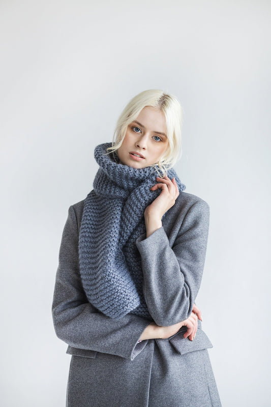 Gary chunky knit alpaca scarf. Grey cable knit wool scarf. Oversized blanket scarf. Long women, men, unisex scarves. Gift for her, him