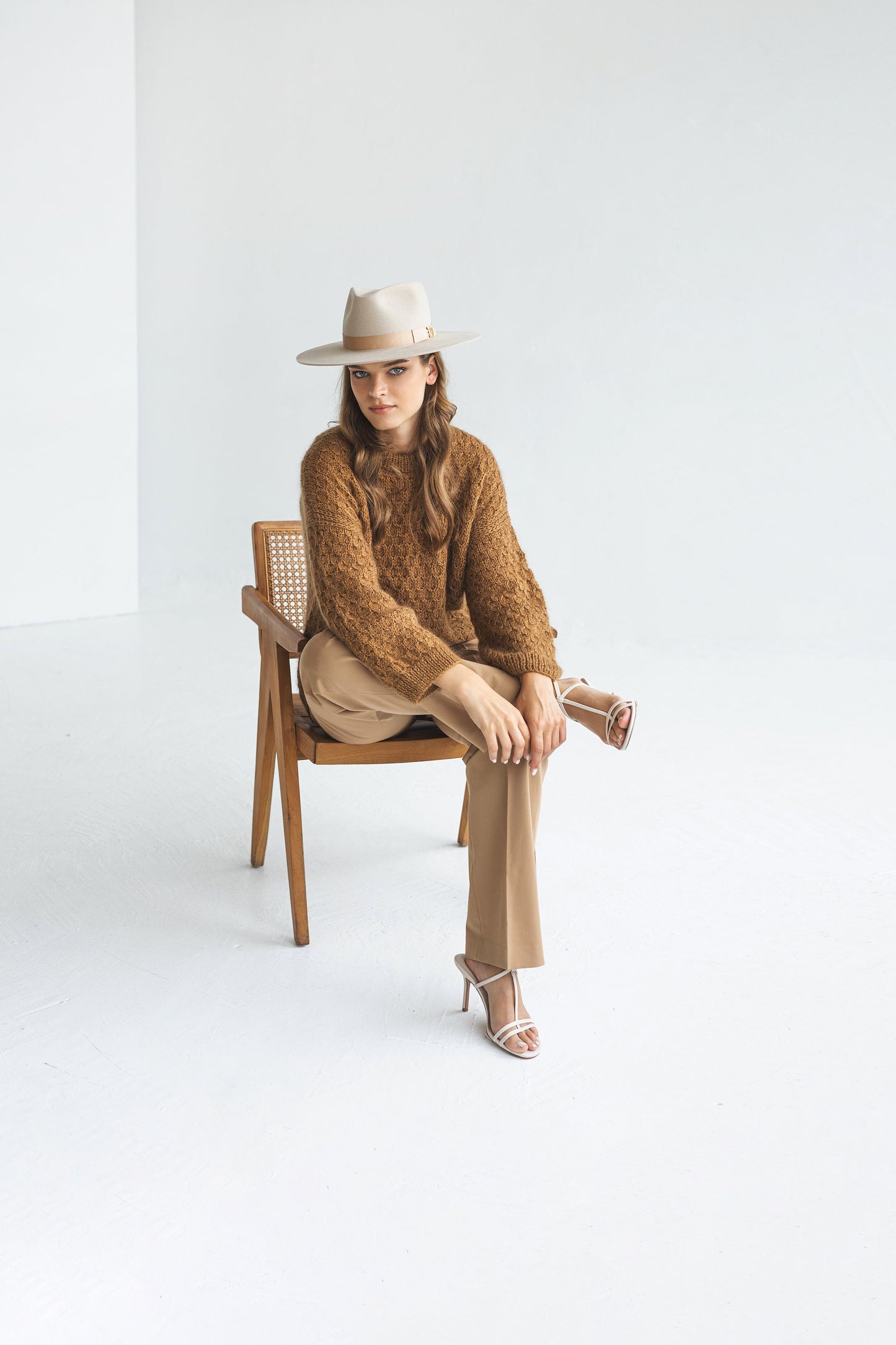 Brown mohair cable knitted thick fluffy sweater, wide sleeves, cinnamon beige longer back alpaca wool jumper, fuzzy oversized knit pullover