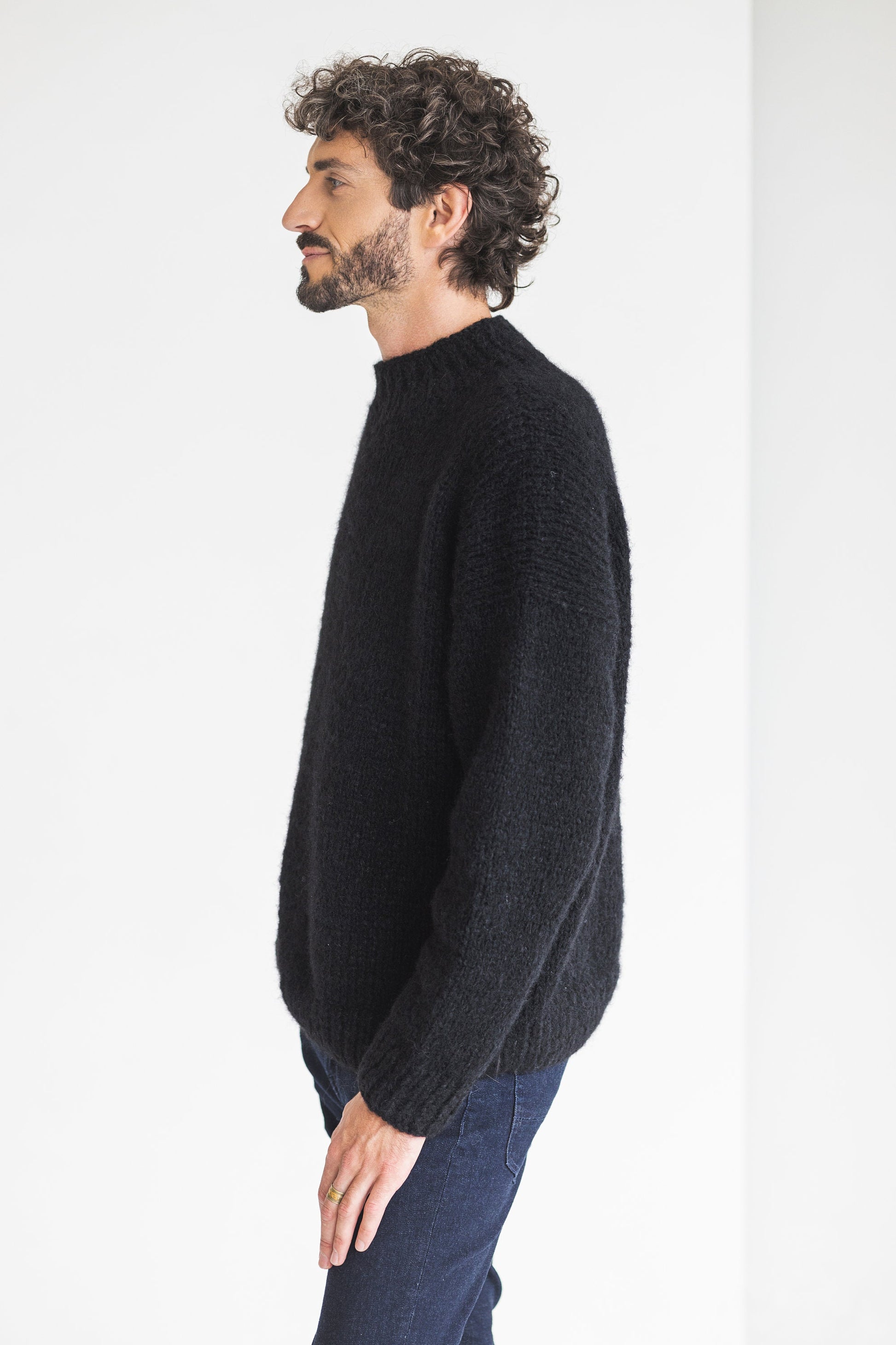 Men&#39;s knitted black alpaca wool sweater, camel cable knit jumper for man, minimalist men pullover, gift for him, hand made thick winter pull