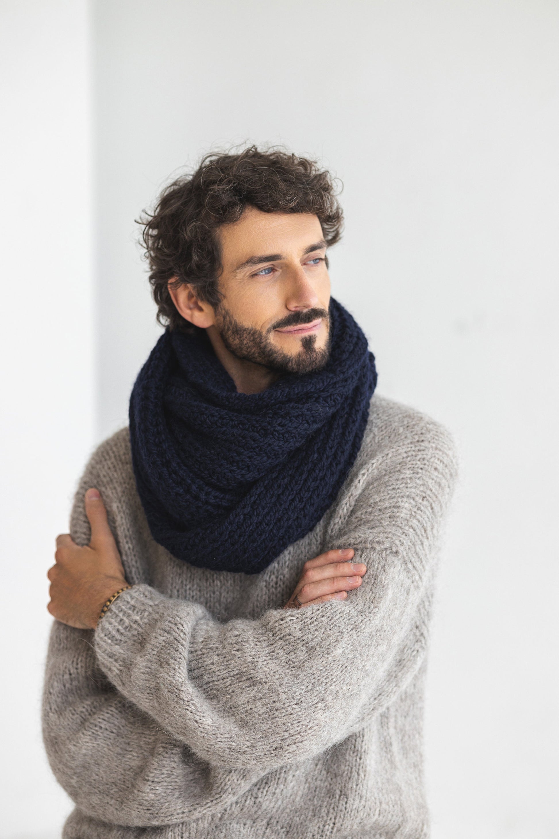 Navy blue super chunky knit alpaca wool men&#39;s cowl scarf, infinity loop cable knitted neck warmer for man, dark blue scarves for men, gift
