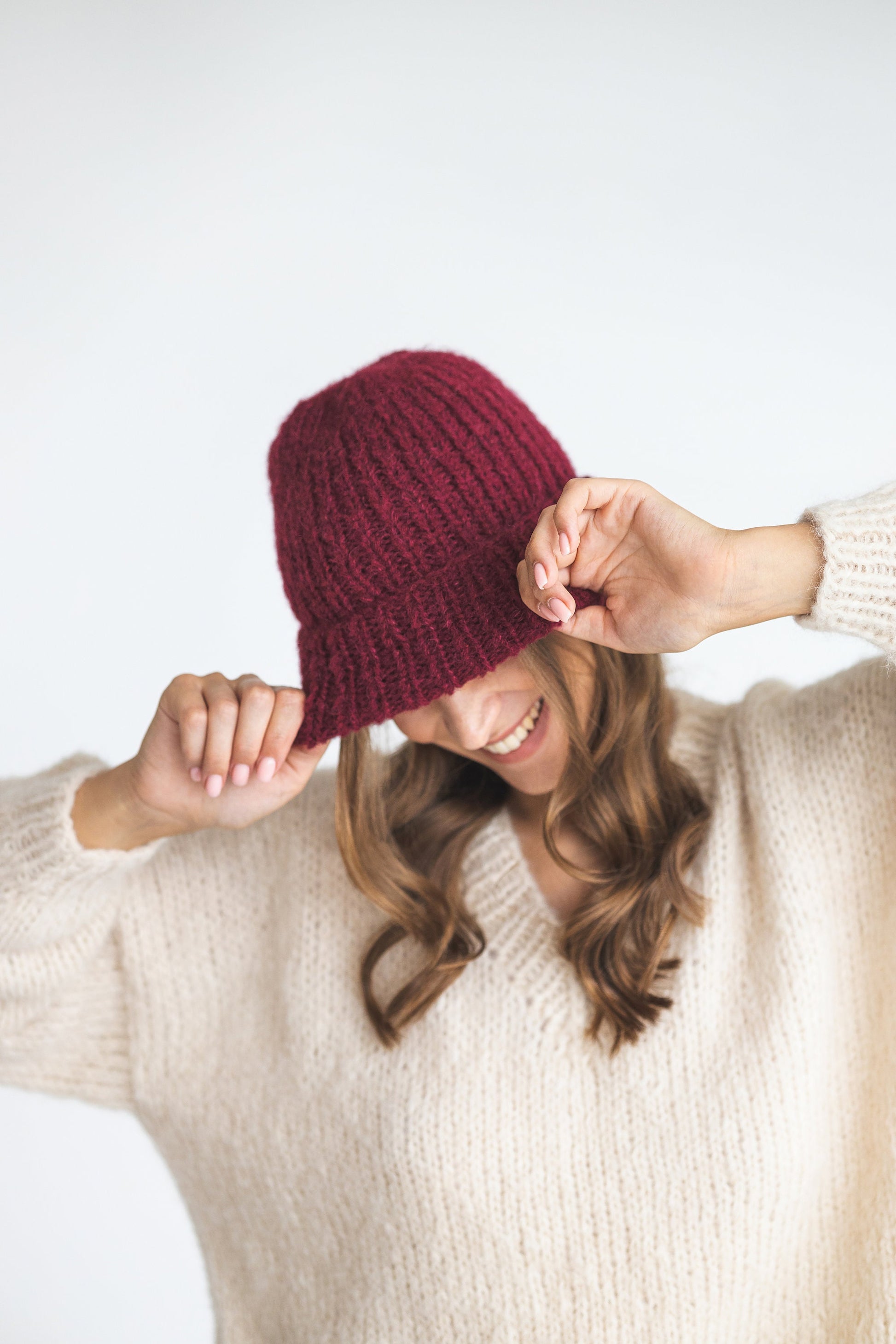 Bordeaux ribbed alpaca beanie, burgundy wine color women knitted hat, maroon winter cable knit wool beanie, fisherman unisex skull cap, gift