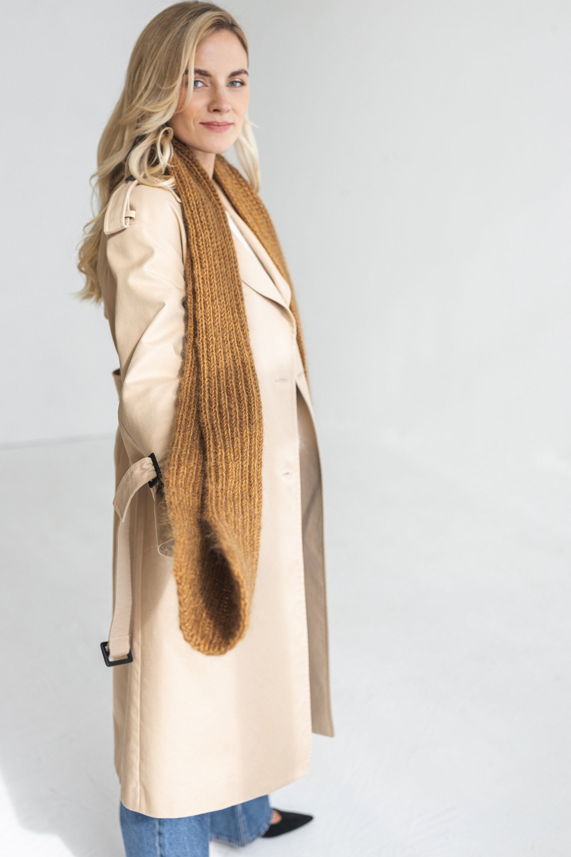 Beige brown knitted mohair scarf