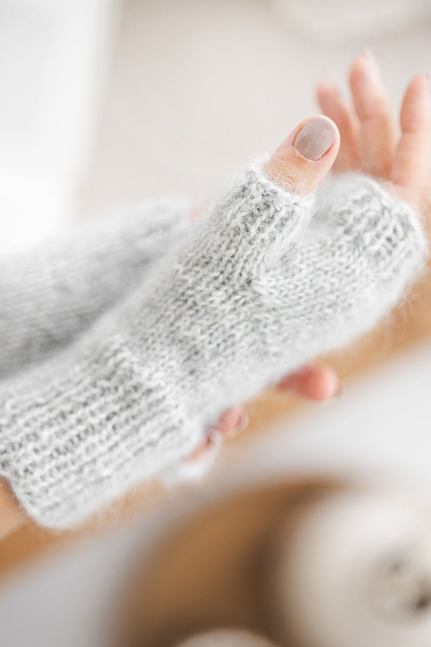 Gray mohair cable knit fingerless mittens, grey women&#39;s knitted gloves, handmade alpaca wool hand and wist warmer for woman, gift for friend