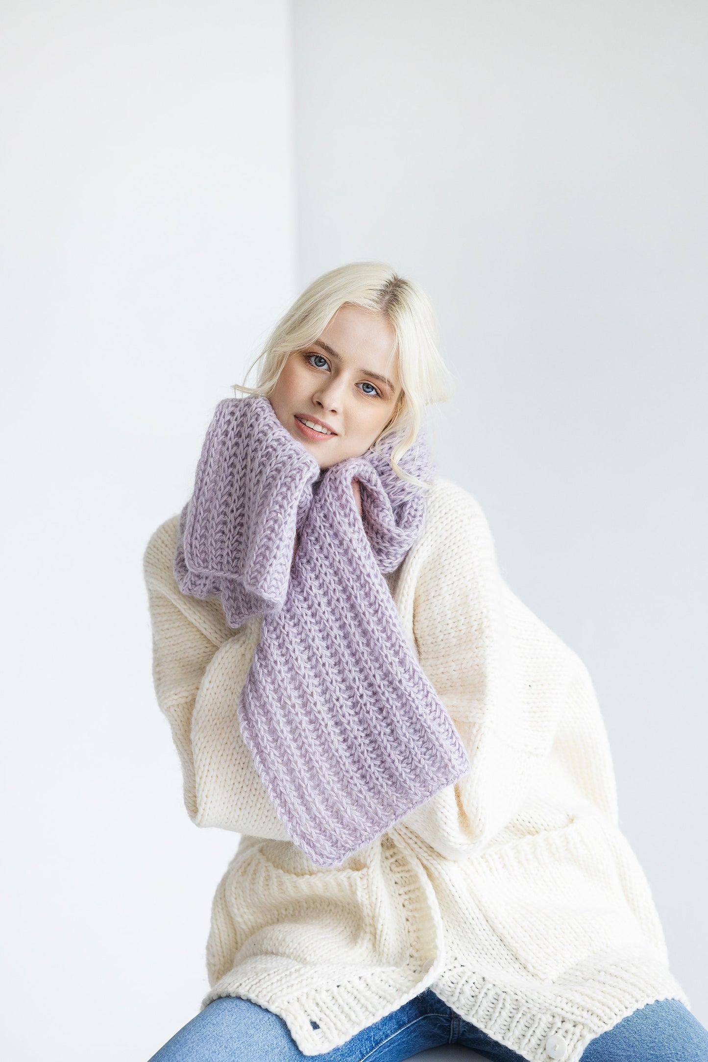 Light purple cable knit thick mohair scarf, chunky knitted oversized alpaca blend fuzzy women&#39;s scarves, lavender fuzzy hooded head shawl