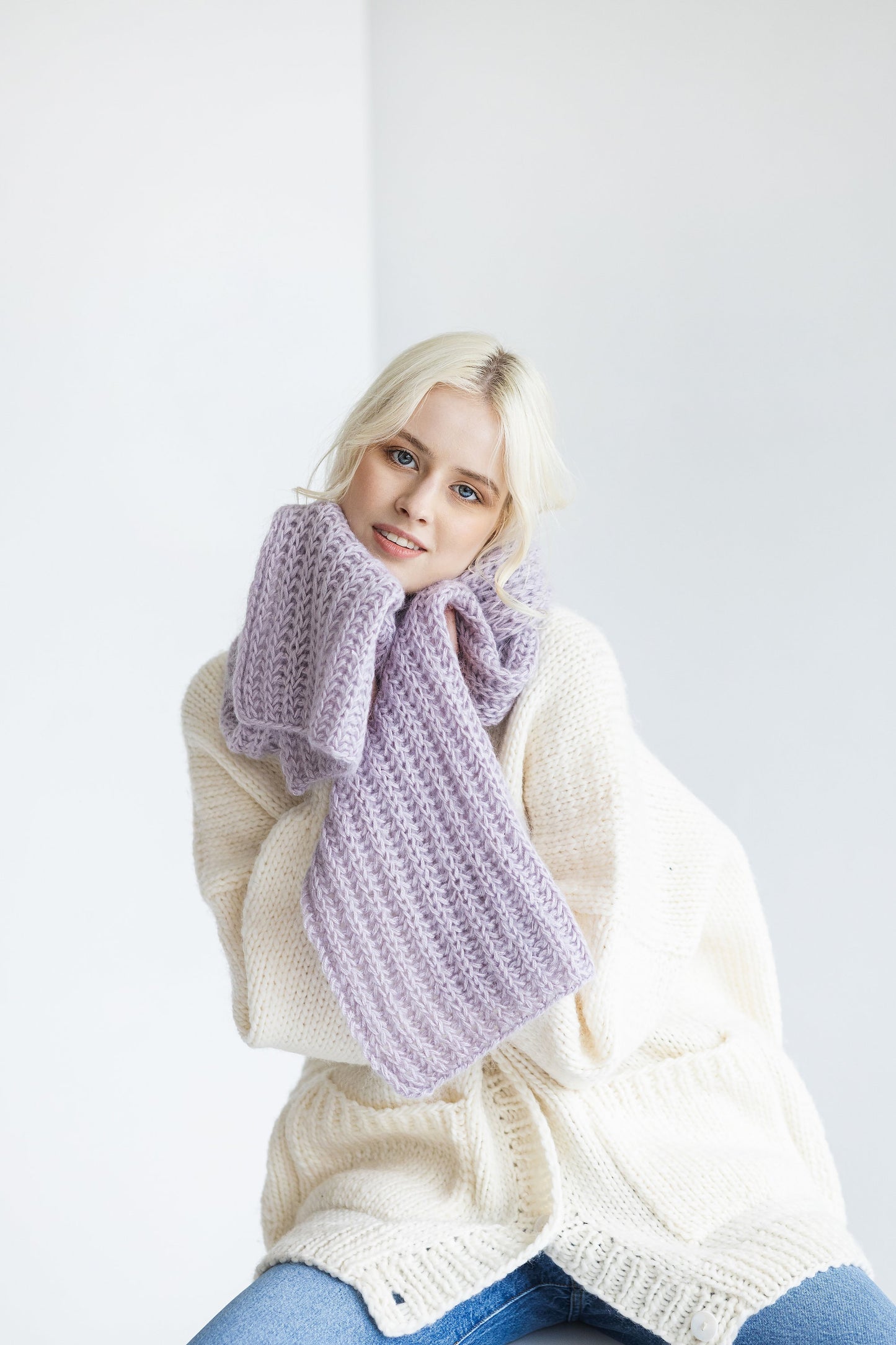 Light purple cable knit thick mohair scarf, chunky knitted oversized alpaca blend fuzzy women&#39;s scarves, lavender fuzzy hooded head shawl