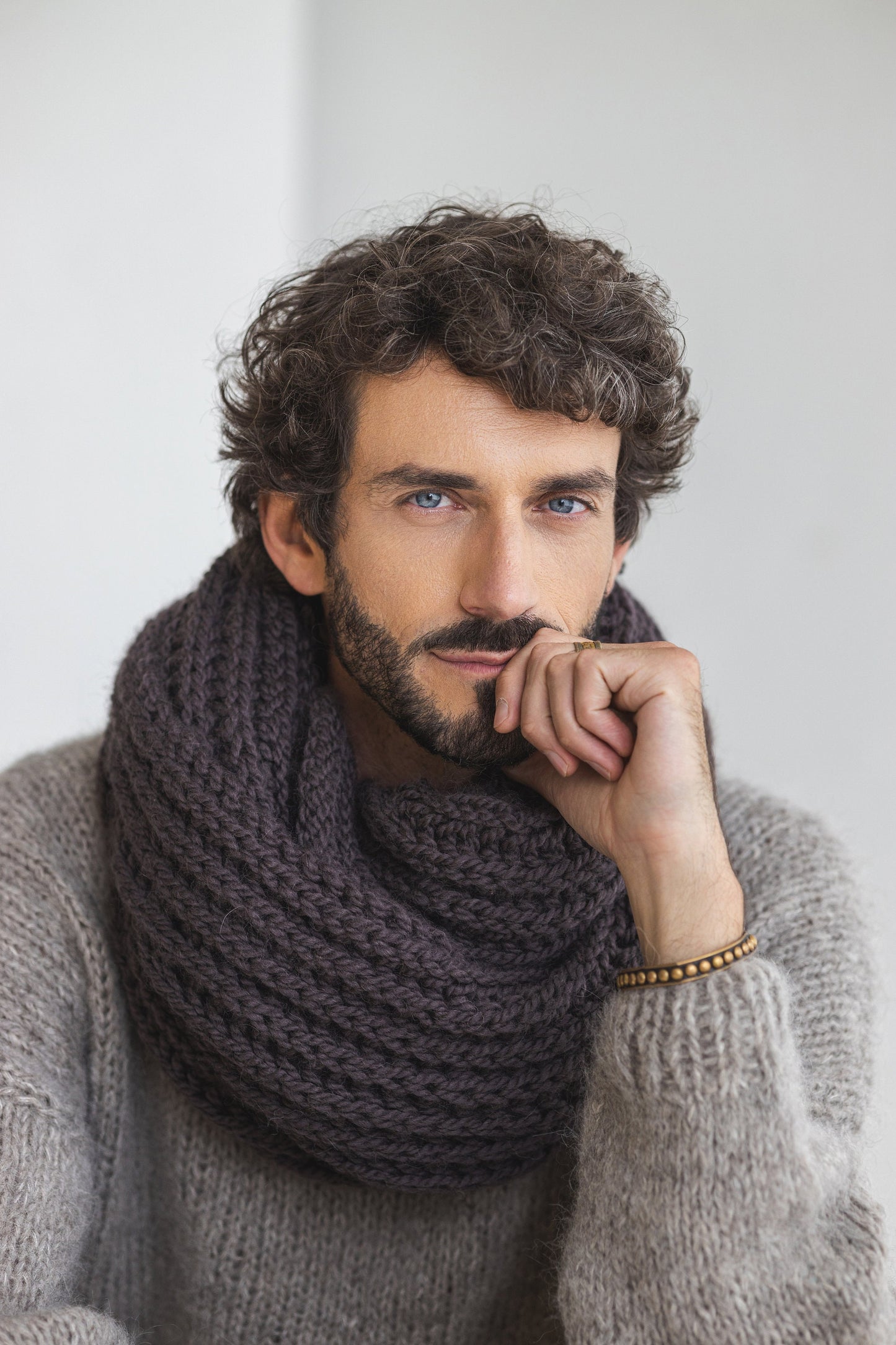 Chocolate brown super chunky knit alpaca wool men&#39;s cowl scarf, infinity loop cable knitted neck warmer for man, handmade scarves for men