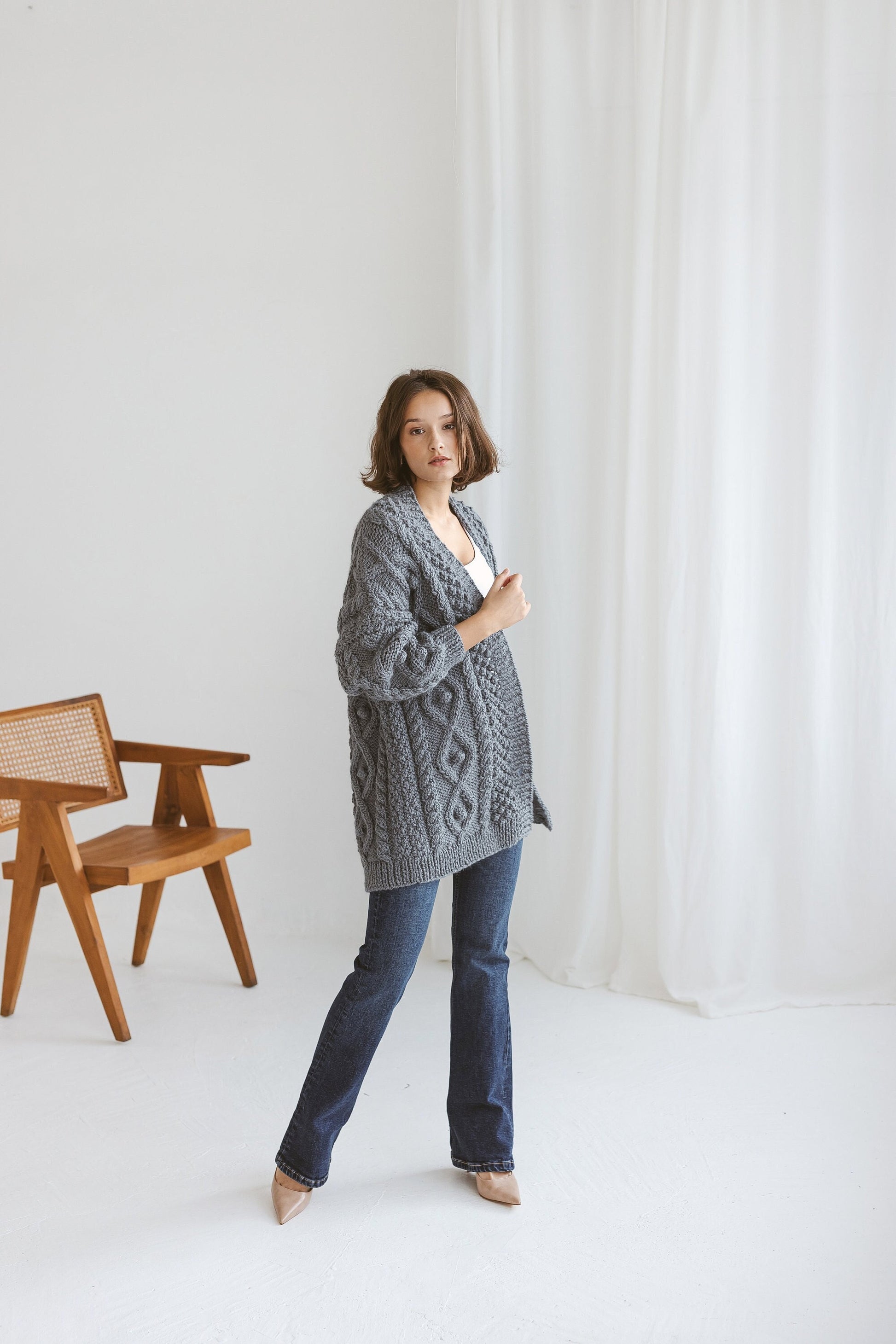 Gray super chunky knit alpaca wool cardigan with buttons, Irish cable knitted grey oversized women&#39;s sweater, thick jacket with braids, gift