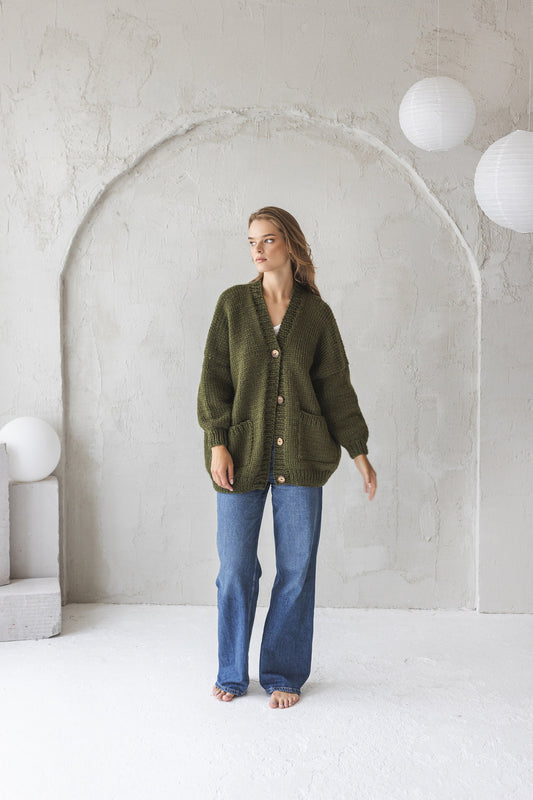 Green chunky knit wool cardigan with pockets and buttons, army green oversized hand knitted sweater, olive green cable knit jacket for women
