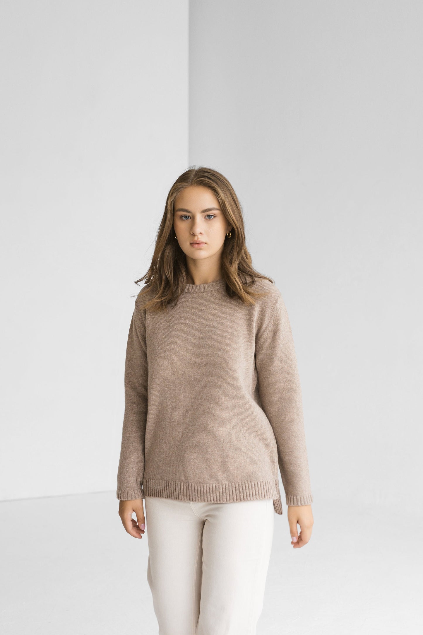 Beige knitted merino wool and cashmere sweater for women, taupe women's knit minimalist pullover with longer back, camel minimal jumper