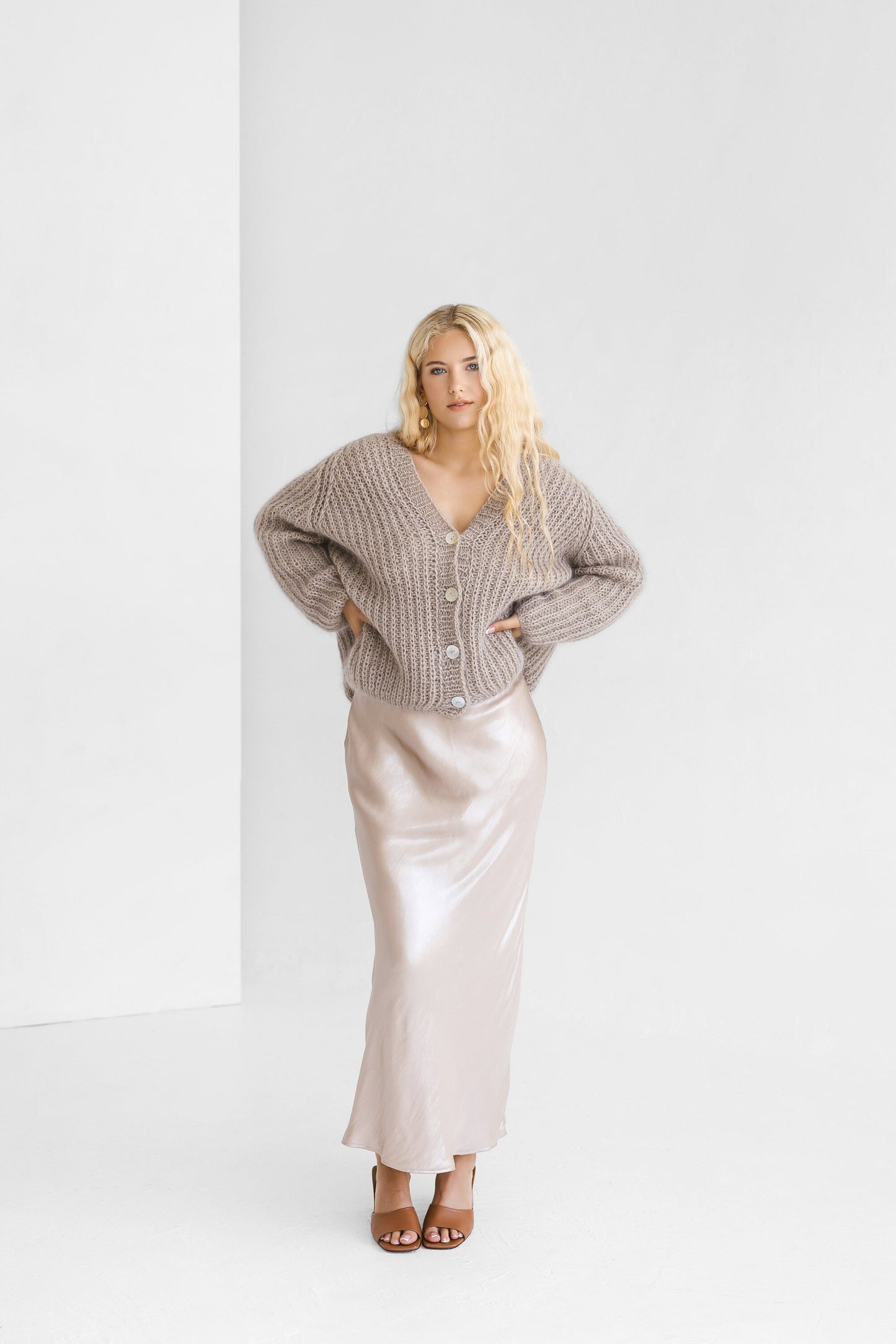 Beige fluffy chunky knitted mohair cardigan with buttons, camel cable knit alpaca wool blend buttoned thick sweater, taupe fuzzy oversized