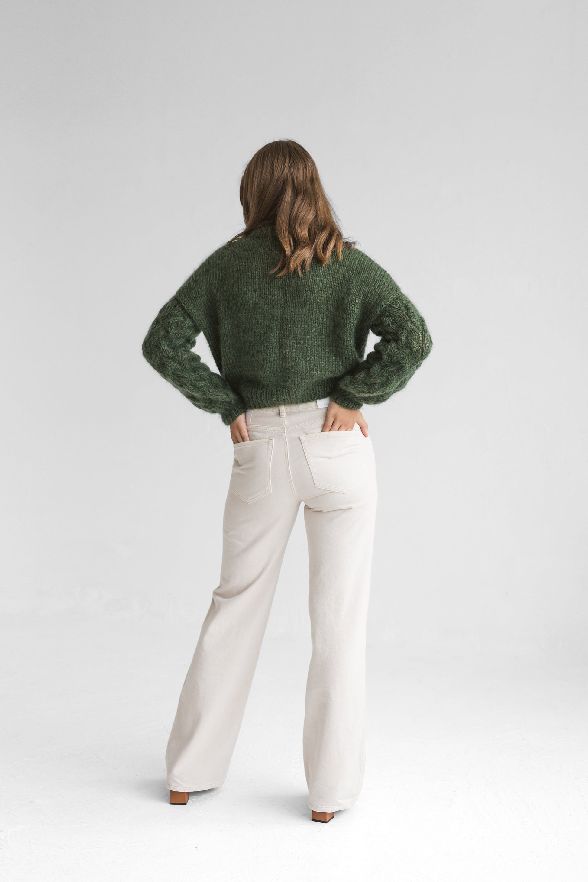 Green mohair high waste knitted sweater, cropped alpaca wool blend jumper, fluffy crop cable knit pullover, fuzzy high-waisted chunky pull