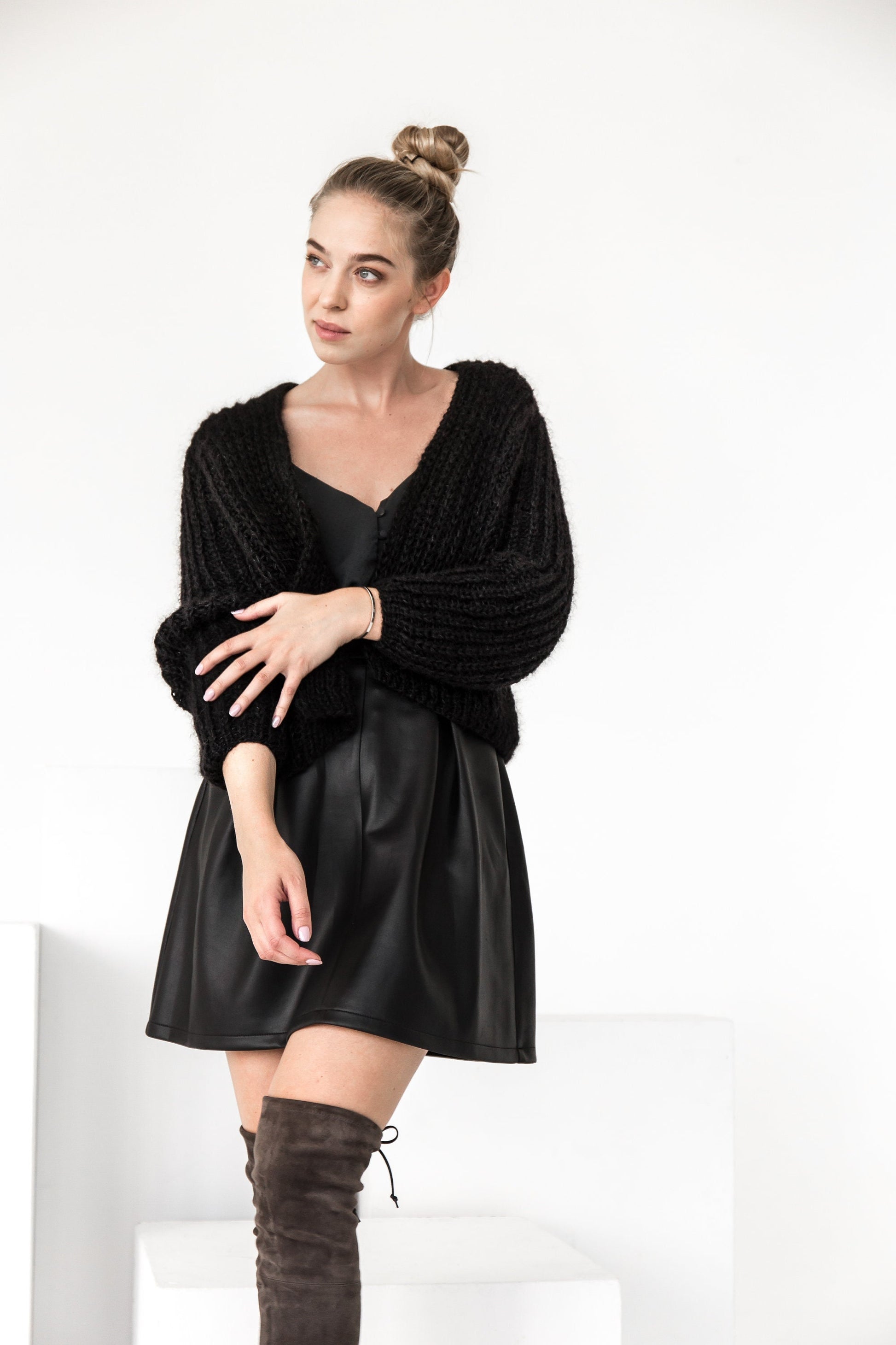 Black cropped cable knit fluffy mohair cardigan, crop chunky knitted fuzzy alpaca wool and silk blend sweater, high waist oversized bomber