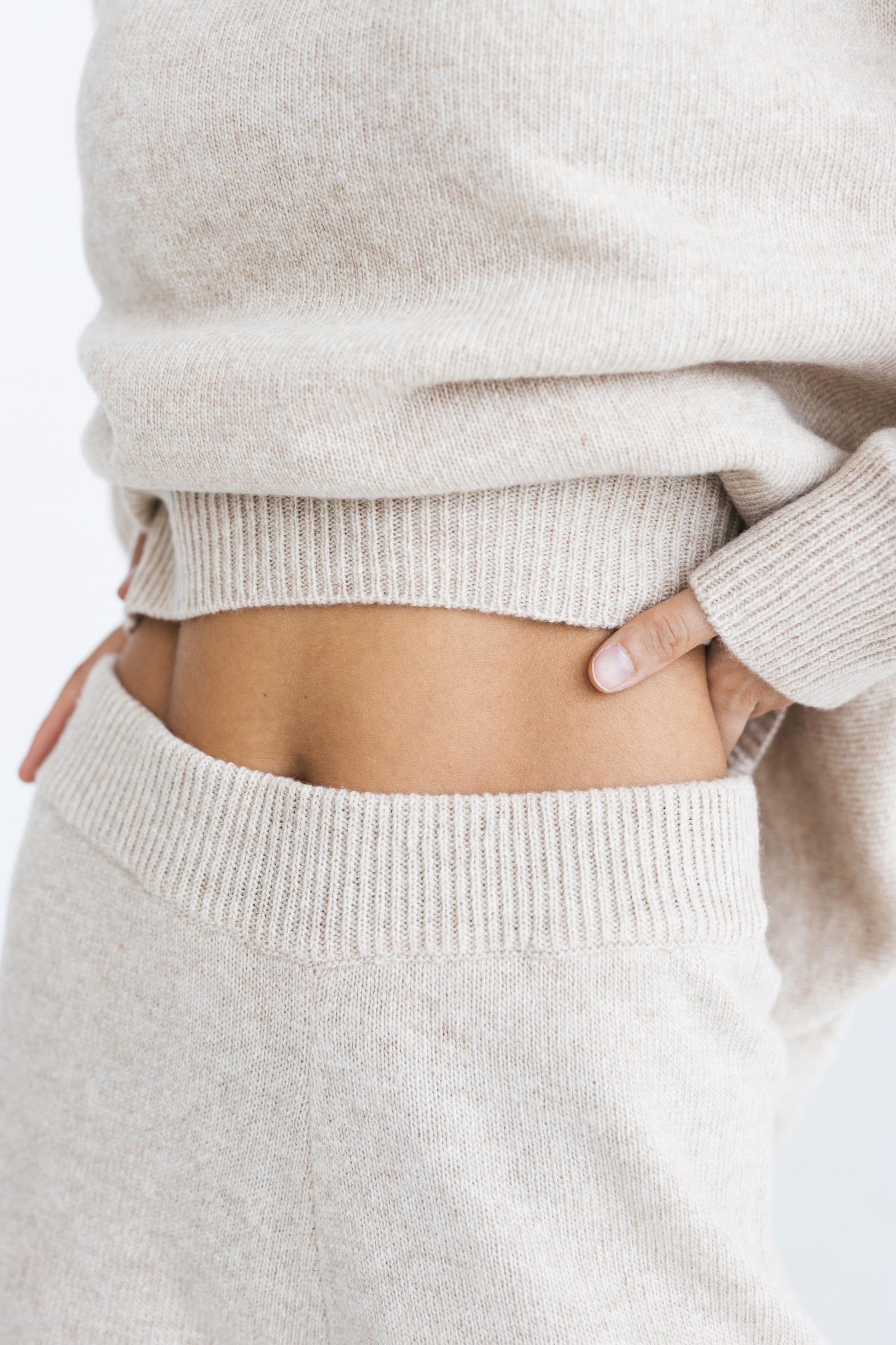 Beige knitted merino wool sweater and trousers set for women, taupe women&#39;s knit minimal lounge pullover and pants, camel minimal loungewear