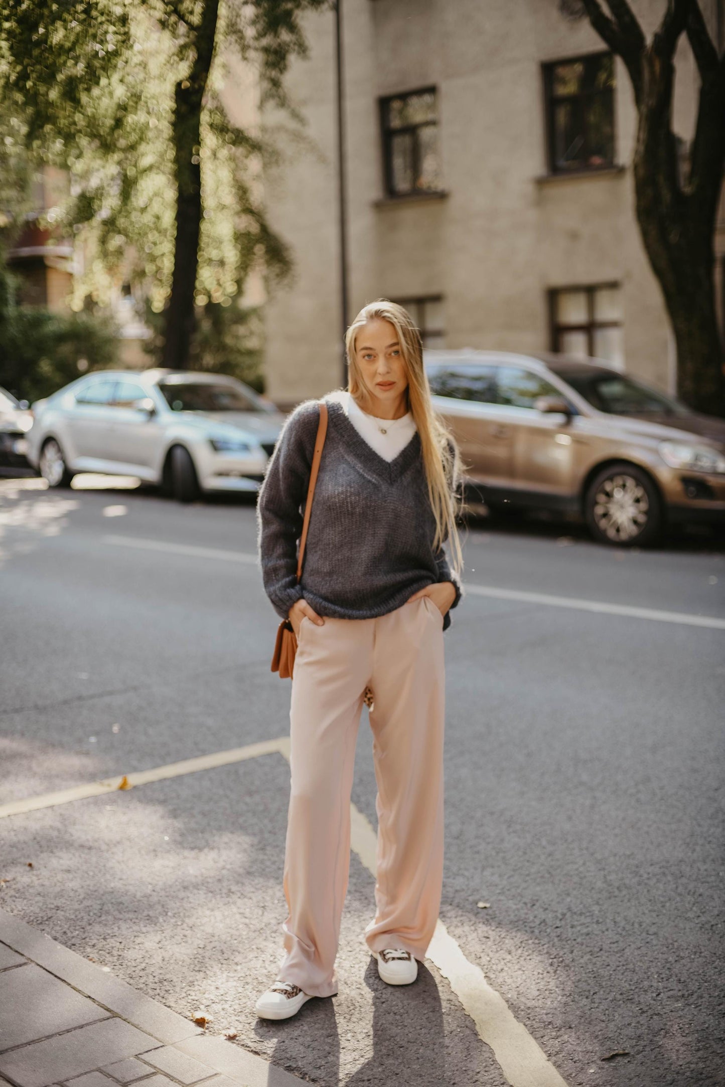 Gray cable knit fluffy mohair wool oversized women&#39;s pullover, deep V-neck sweater, grey chunky knitted thick fall fuzzy jumper for woman