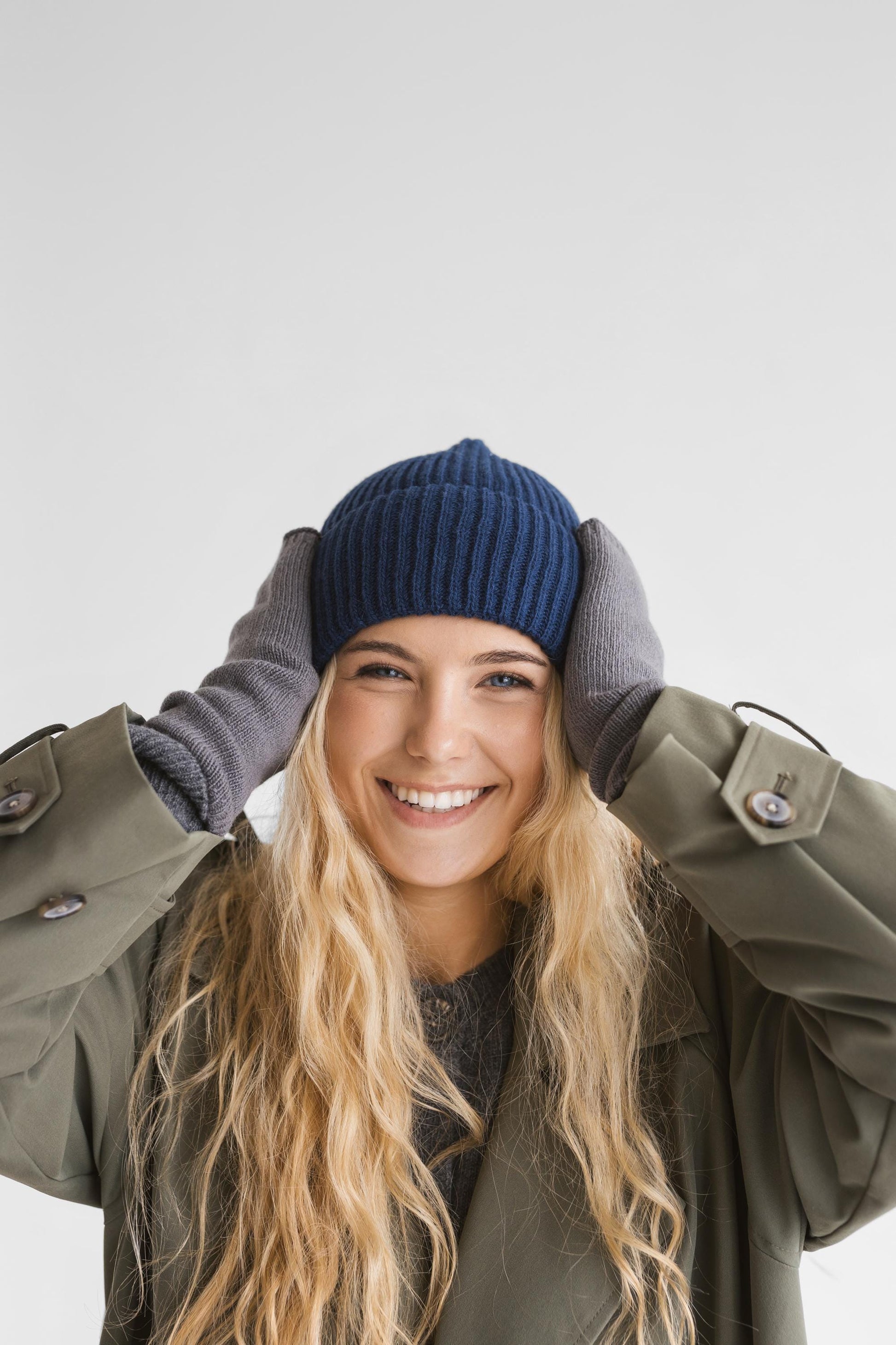 Gray merino wool and cashmere fingerless mittens, grey cable knit gloves, dark gray hand warmers,  fall winter wrist warmers, accessories