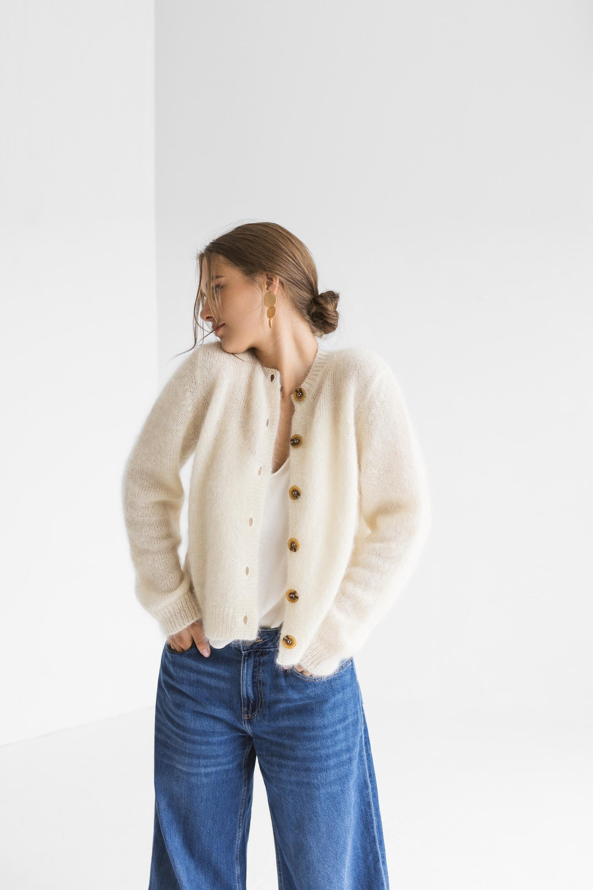 White cable knitted fluffy mohair cardigan with buttons, milky buttoned fuzzy wedding bridal sweater, short winter fall chunky knit thick