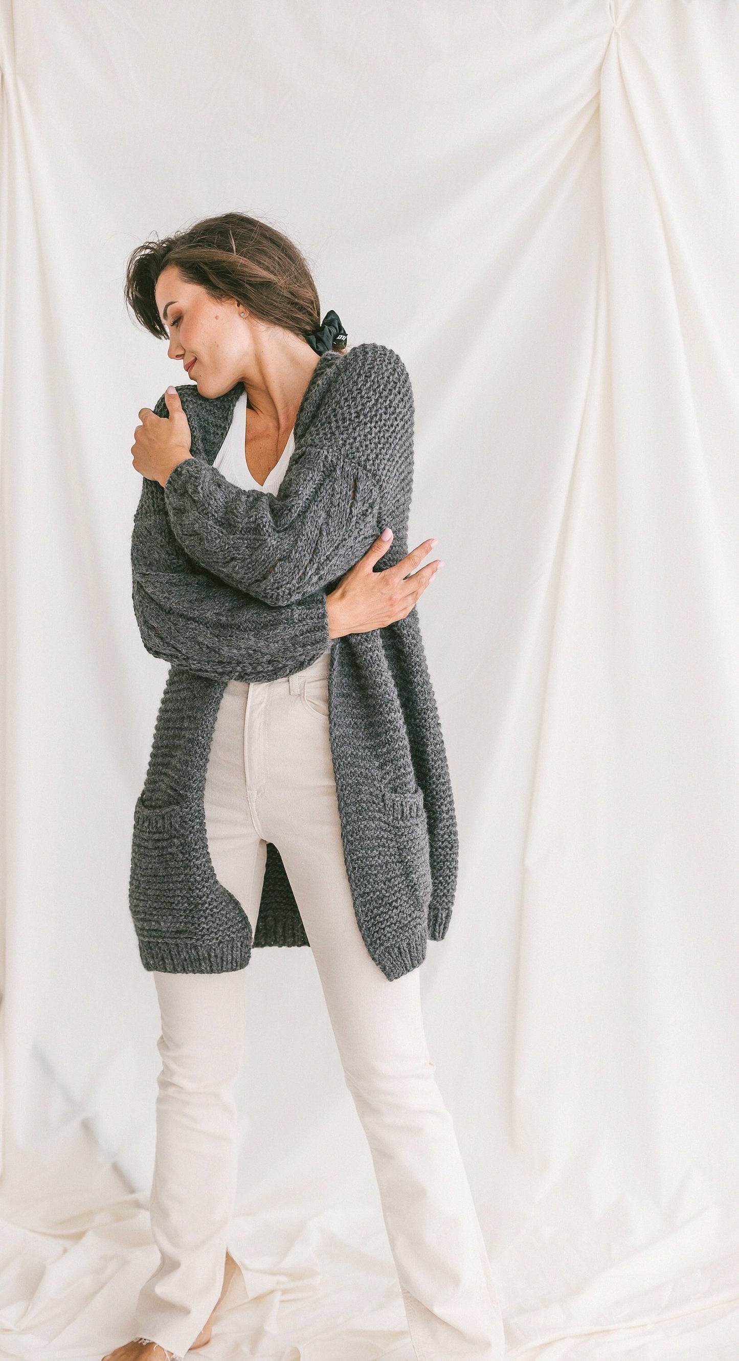 Gray Oversized Alpaca Cardigan, Chunky Knit Cardigan With Pockets, Cable Knit Women Sweater, Loose Wool Cardigan, Oversize Sweater In Grey