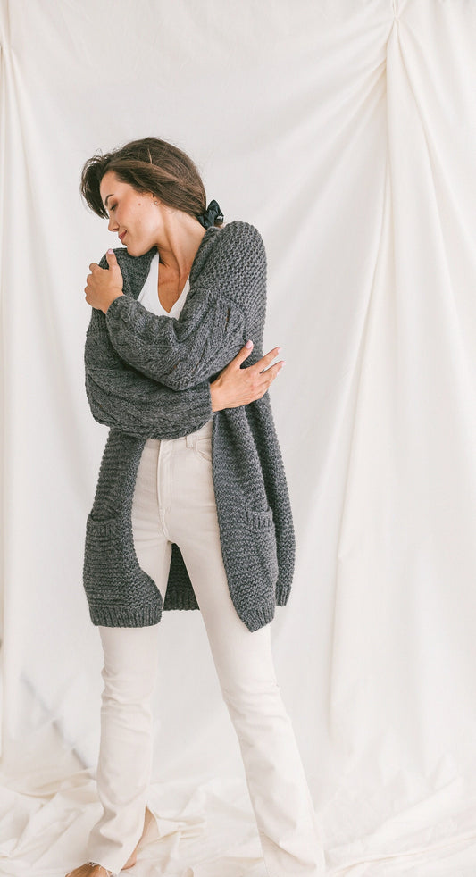Gray Oversized Alpaca Cardigan, Chunky Knit Cardigan With Pockets, Cable Knit Women Sweater, Loose Wool Cardigan, Oversize Sweater In Grey