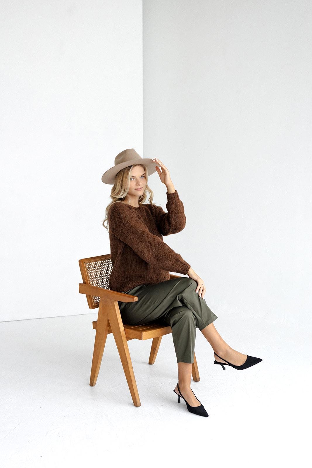 Brown cable knit alpaca wool and silk blend women&#39;s sweater, chocolate chunky knitted regular fit jumper for women, taupe hand-made pullover