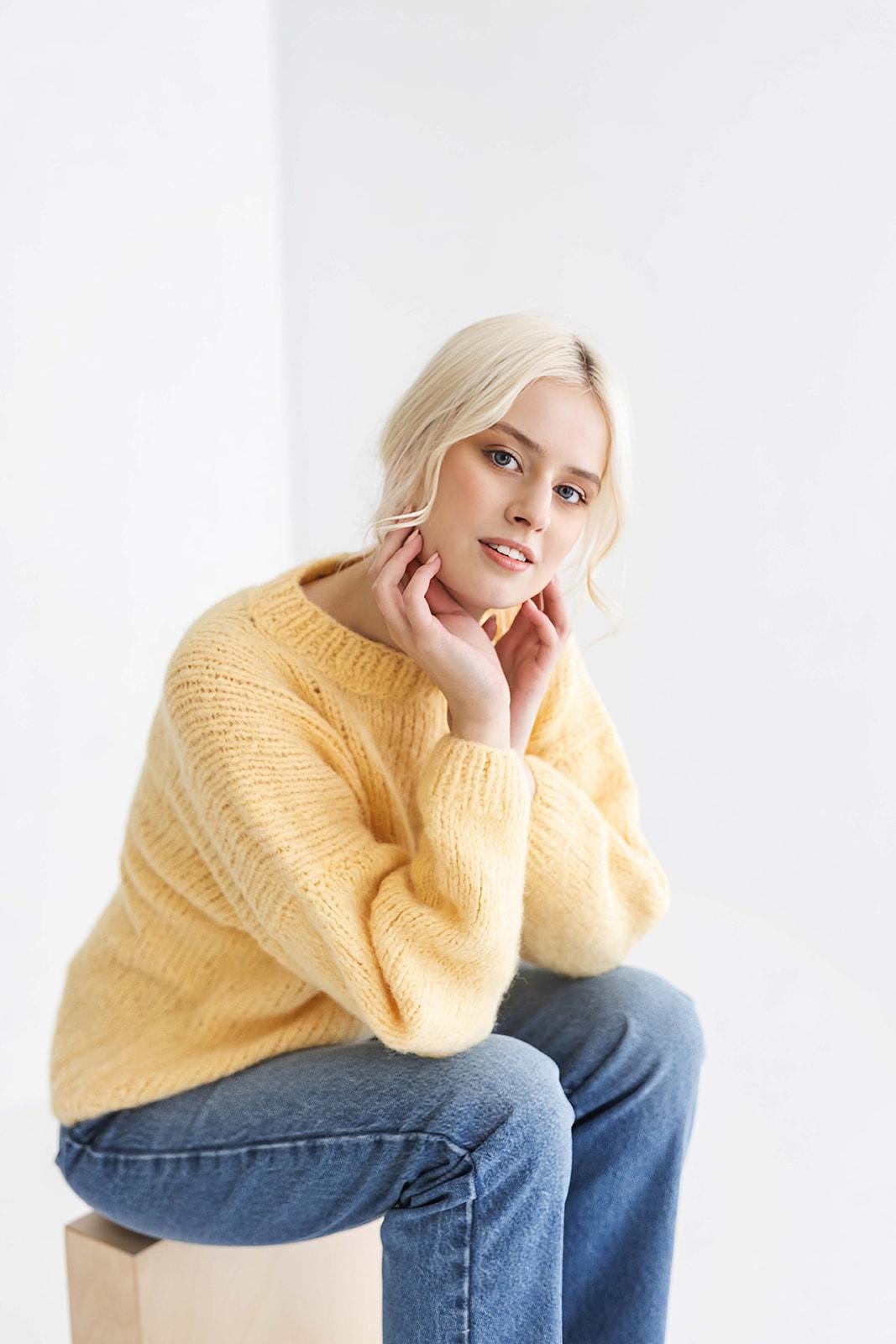Yellow Soft Cable Knit Alpaca Relaxed Fit Jumper, Lemon Chunky Knit Wool Sweater, Handmade Monk Neck Woolen Thick Fall Pullover For Woman