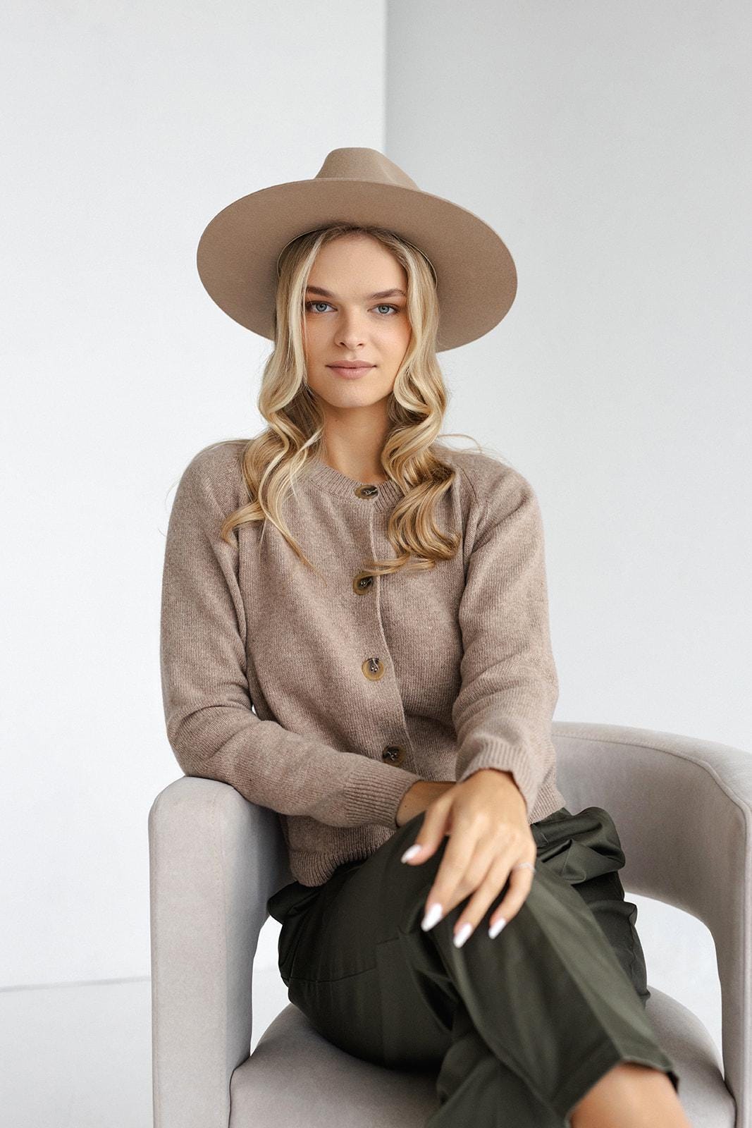 Beige merino wool and cashmere cardigan