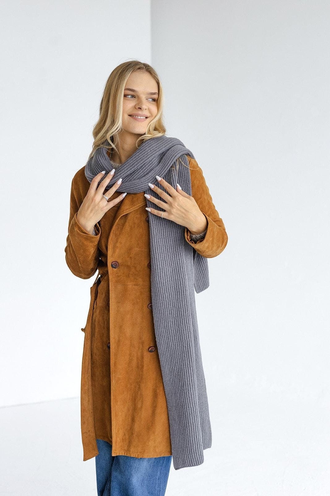 Gray knitted merino wool and cashmere women&#39;s scarf, ash grey ribbed knit minimalist fall winter wrap, dark gray classy unisex blanket scarf