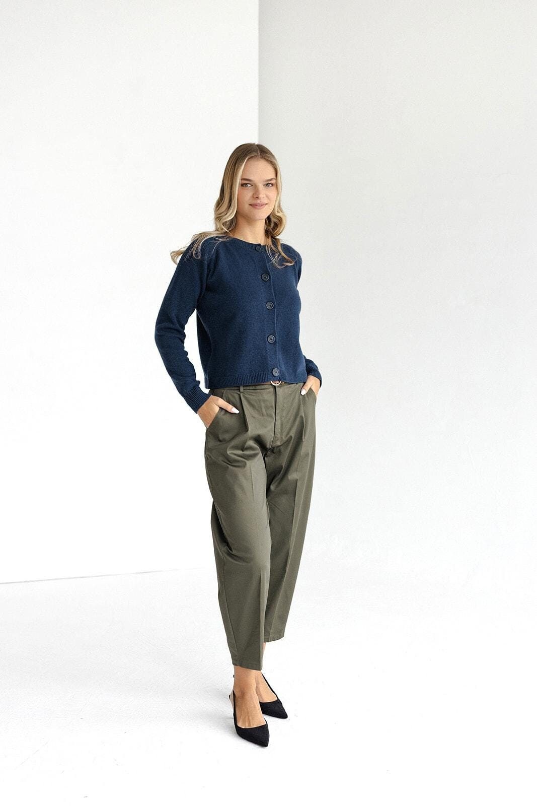 Crop navy blue knitted merino wool and cashmere cardigan with buttons for women, dark blue high waisted women&#39;s knit loose short sweater