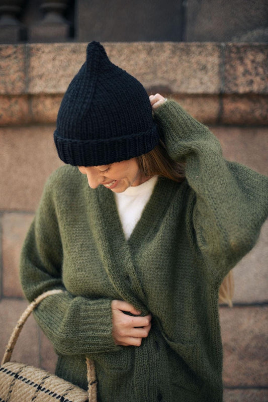 Black Chunky Knit Winter Wool Hat For Woman, Cable Knitted Woolen Grey Unisex Beanie, Handmade gift