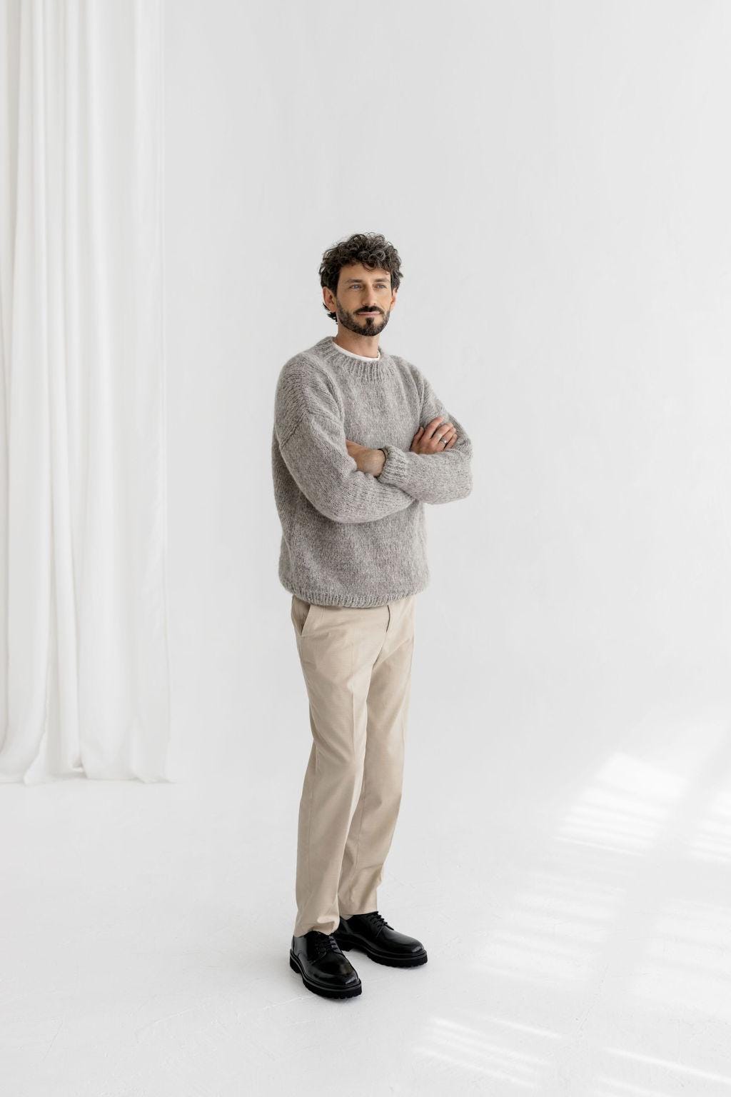 Chunky knit light gray alpaca wool sweater for men, grey cable knitted men's jumper, handmade thick winter minimalist pullover, gift for man