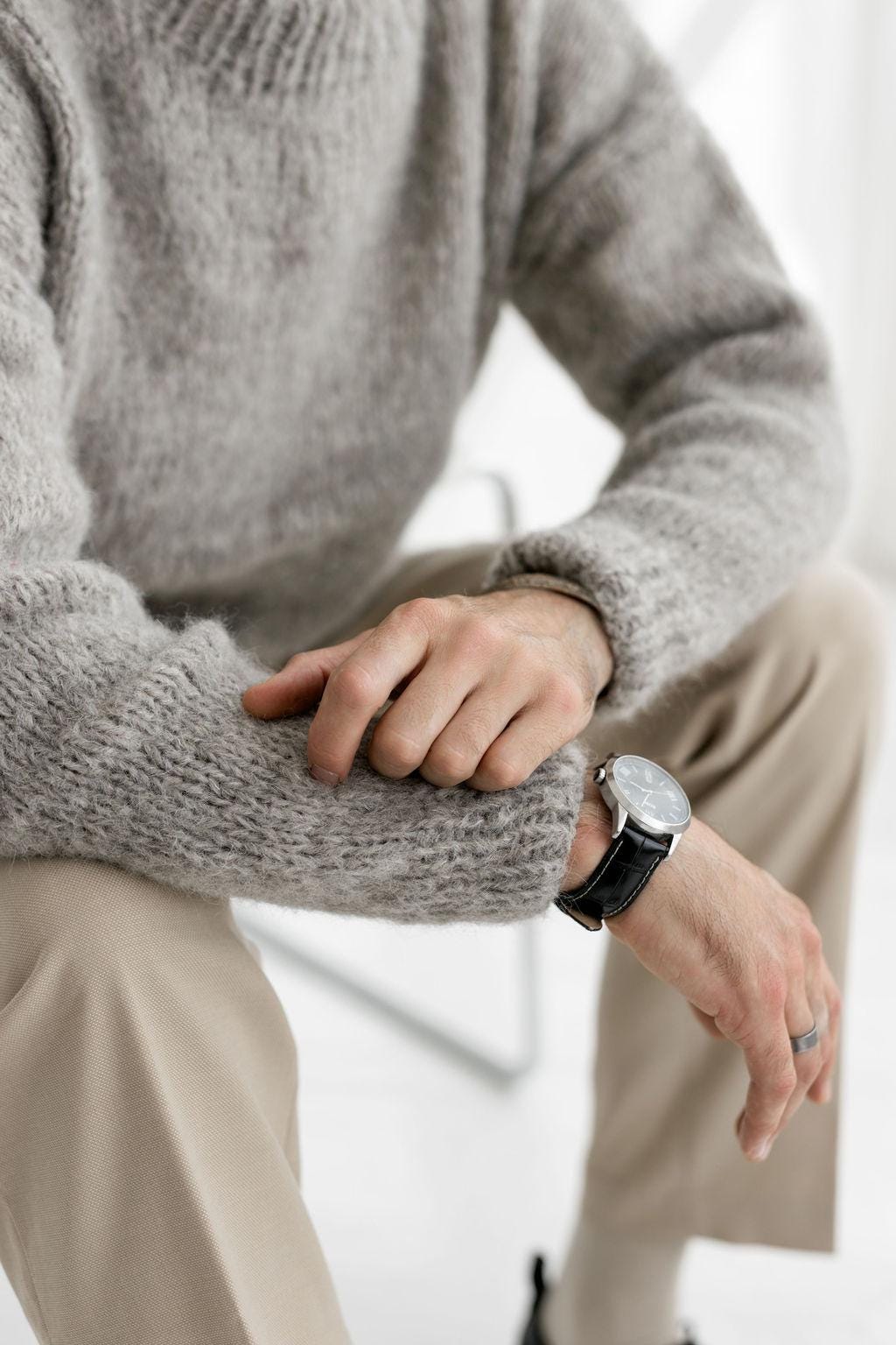 Chunky knit light gray alpaca wool sweater for men, grey cable knitted men's jumper, handmade thick winter minimalist pullover, gift for man