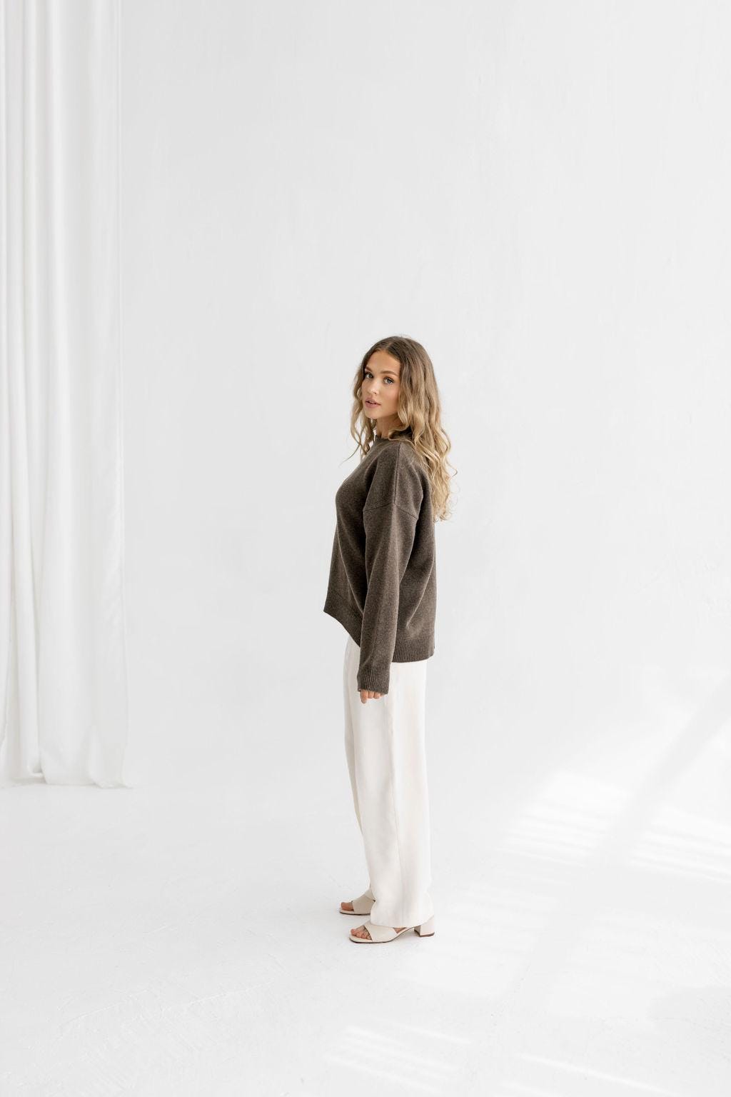 Brown knitted merino wool sweater for women, coffee brown oversized women's knit minimalist pullover with longer back, jumper for her, gift