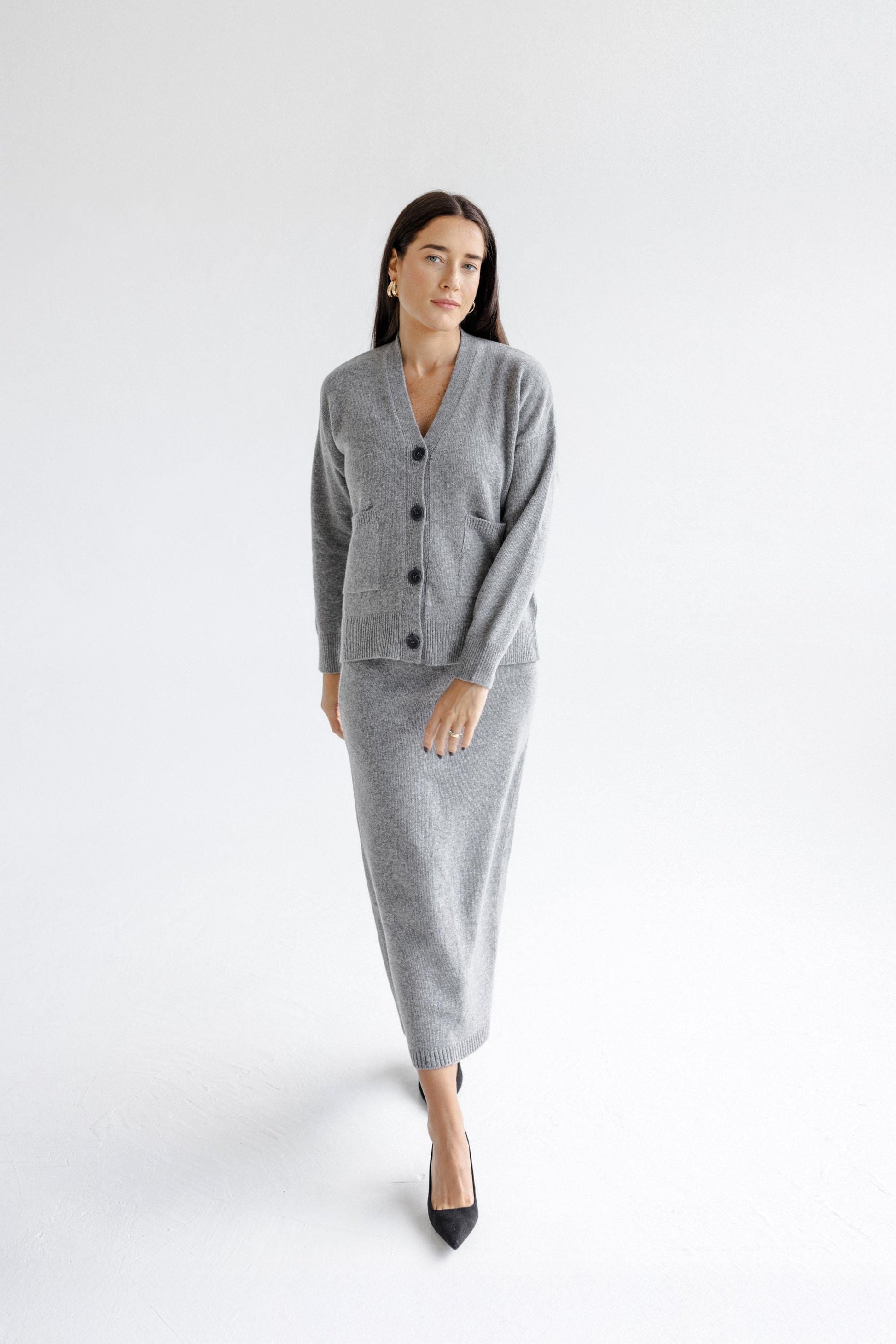 Gray Knitted Merino Wool Cardigan With Buttons And Pockets, Grey Knit Buttoned Woolen Sweater For Women, V-neck Slightly Oversized Sweater