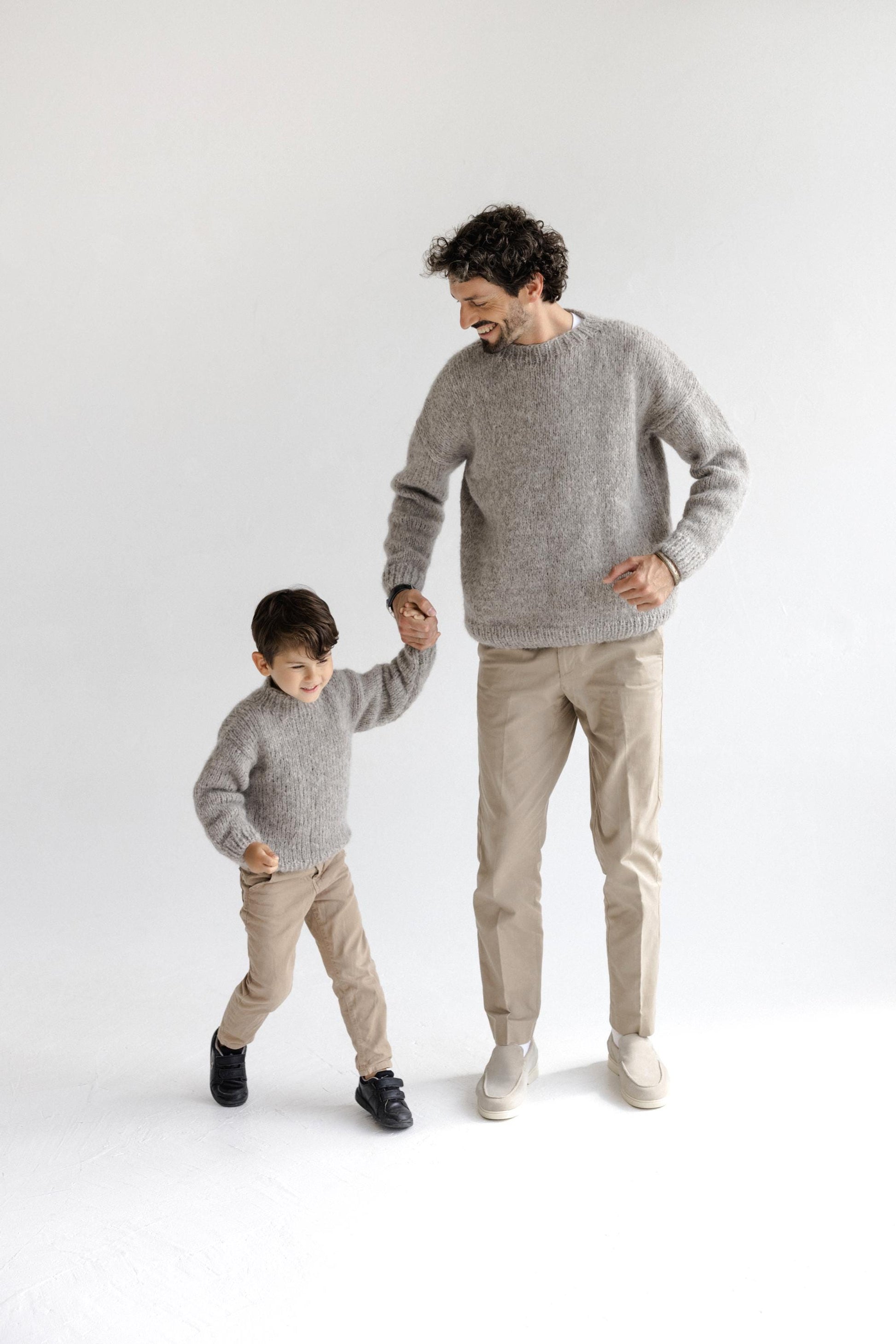 Matching Daddy and Me Cable Knit Alpaca Wool Sweaters, Gray Chunky Knitted Mini Me Jumpers, Father Son Matching Pullovers,Family Outfit Set