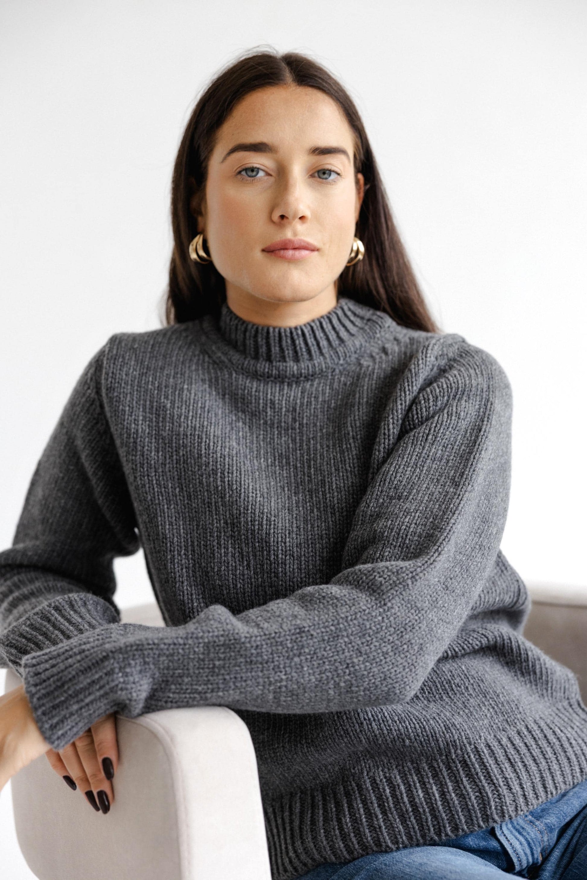 Gray Chunky Knit Merino Wool Women's Sweater, Grey Cable Knitted Woolen Minimal Warm Fall Winter Jumper For Woman, Thick Short Pullover Gift