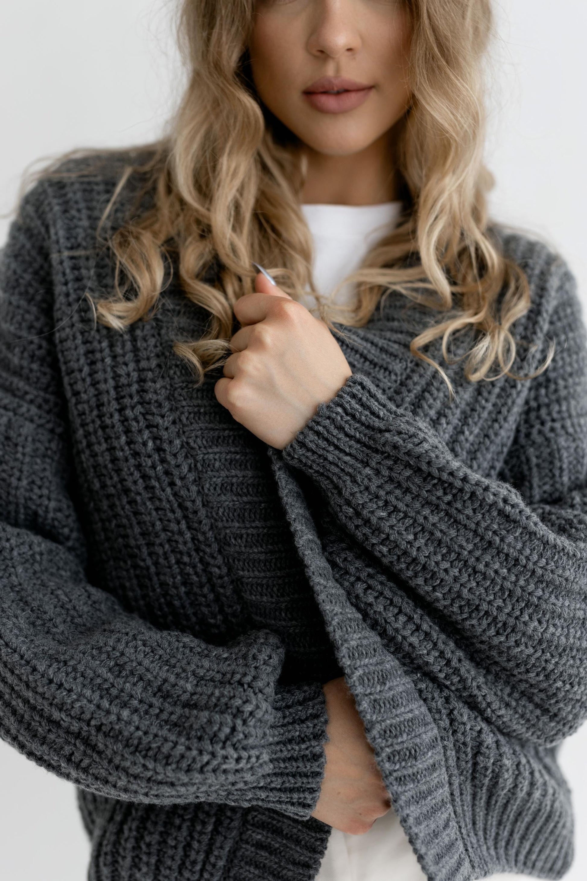 Chunky Knitted Beige Merino Wool Women's Cardigan, Camel Open Front Cable Knit Woolen Sweater For Women, Minimal Style Ribbed Bomber Jacket