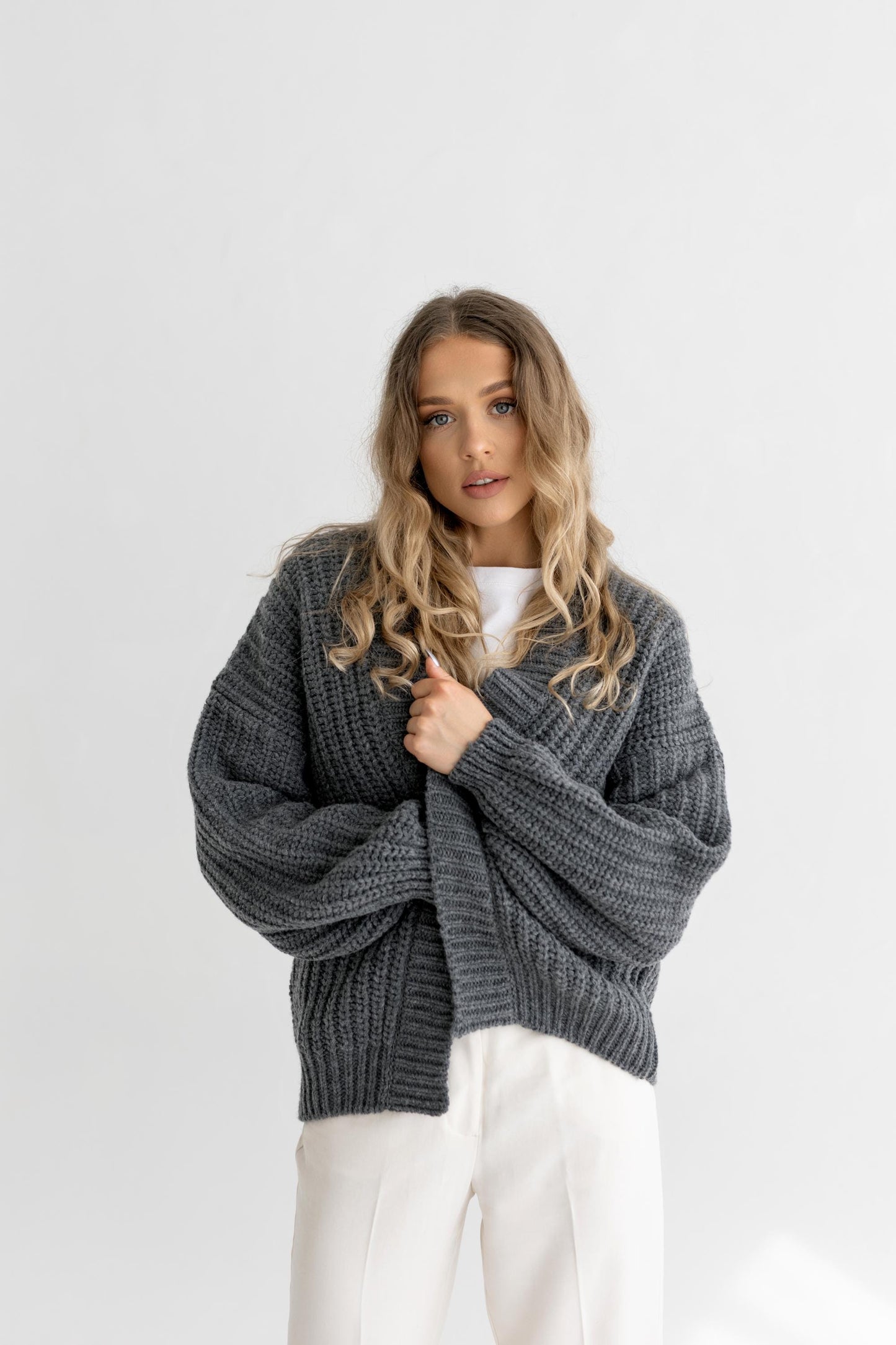 Chunky Knitted Beige Merino Wool Women's Cardigan, Camel Open Front Cable Knit Woolen Sweater For Women, Minimal Style Ribbed Bomber Jacket