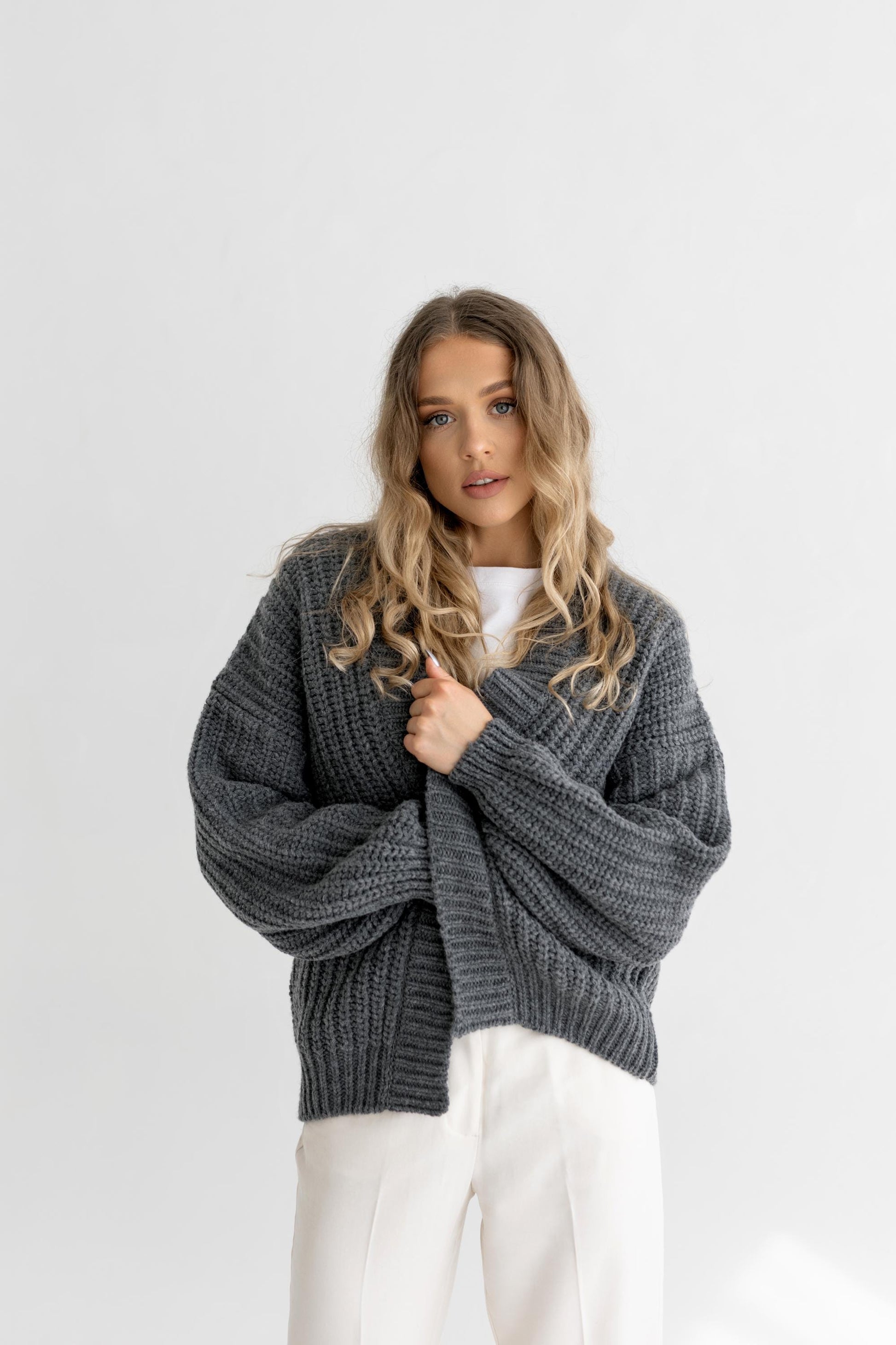 Chunky Knitted Beige Merino Wool Women's Cardigan, Camel Open Front Cable Knit Woolen Sweater For Women, Minimal Style Ribbed Bomber Jacket