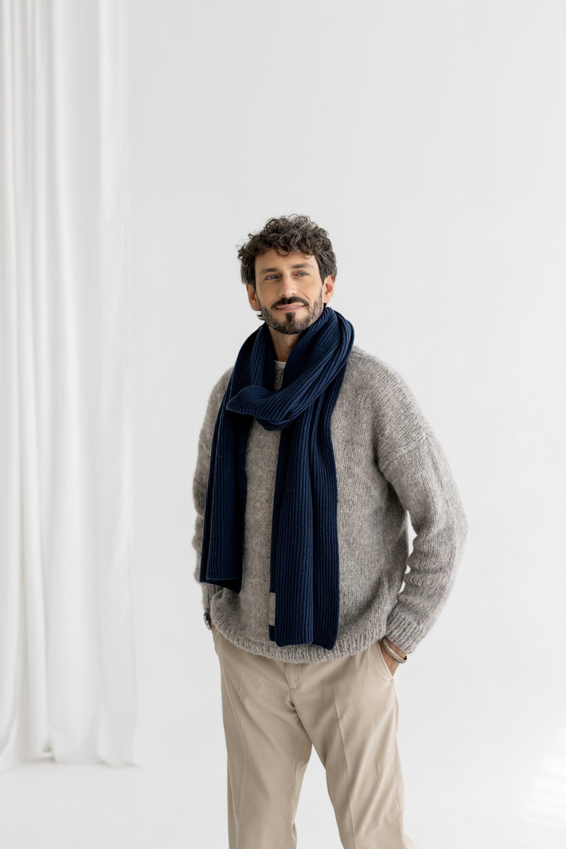 White Ribbed Knitted Merino Wool And Cashmere Long Fall Winter Men's Scarf, Milky White Warm And Soft Minimal Knit Woolen Scarves For Men