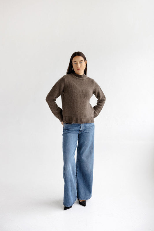 Brown Chunky Knit Merino Wool Women's Sweater, Cable Knitted Woolen Minimal Warm Fall Winter Jumper For Woman, Thick Short Pullover, Gift